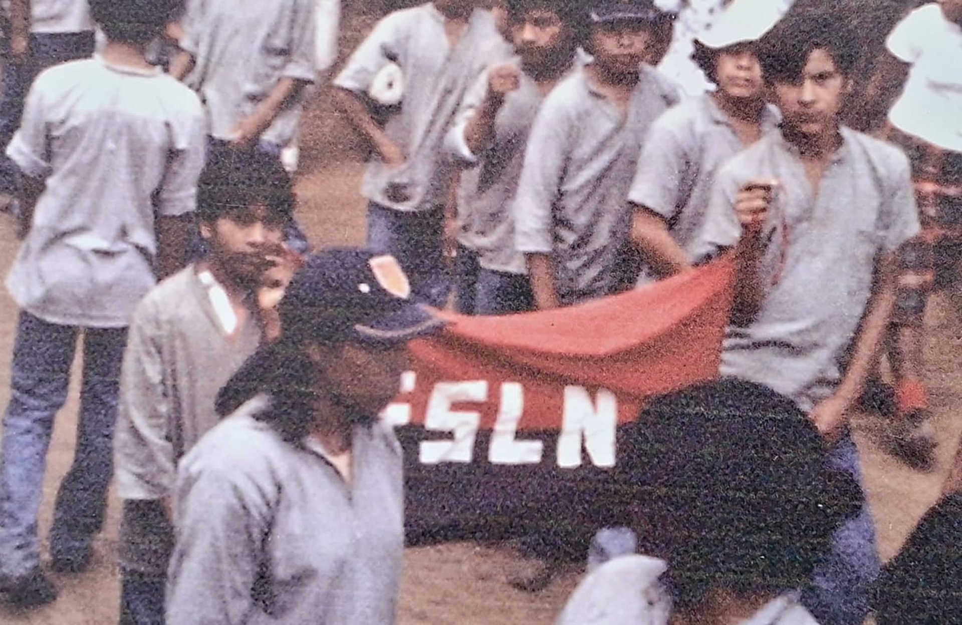 black and white bed linen