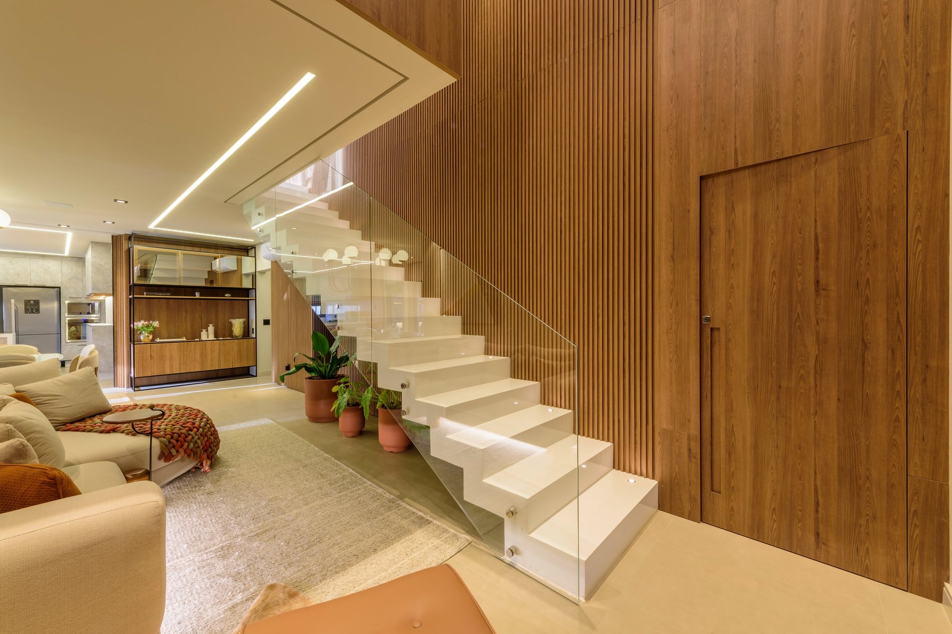 black and white bed linen