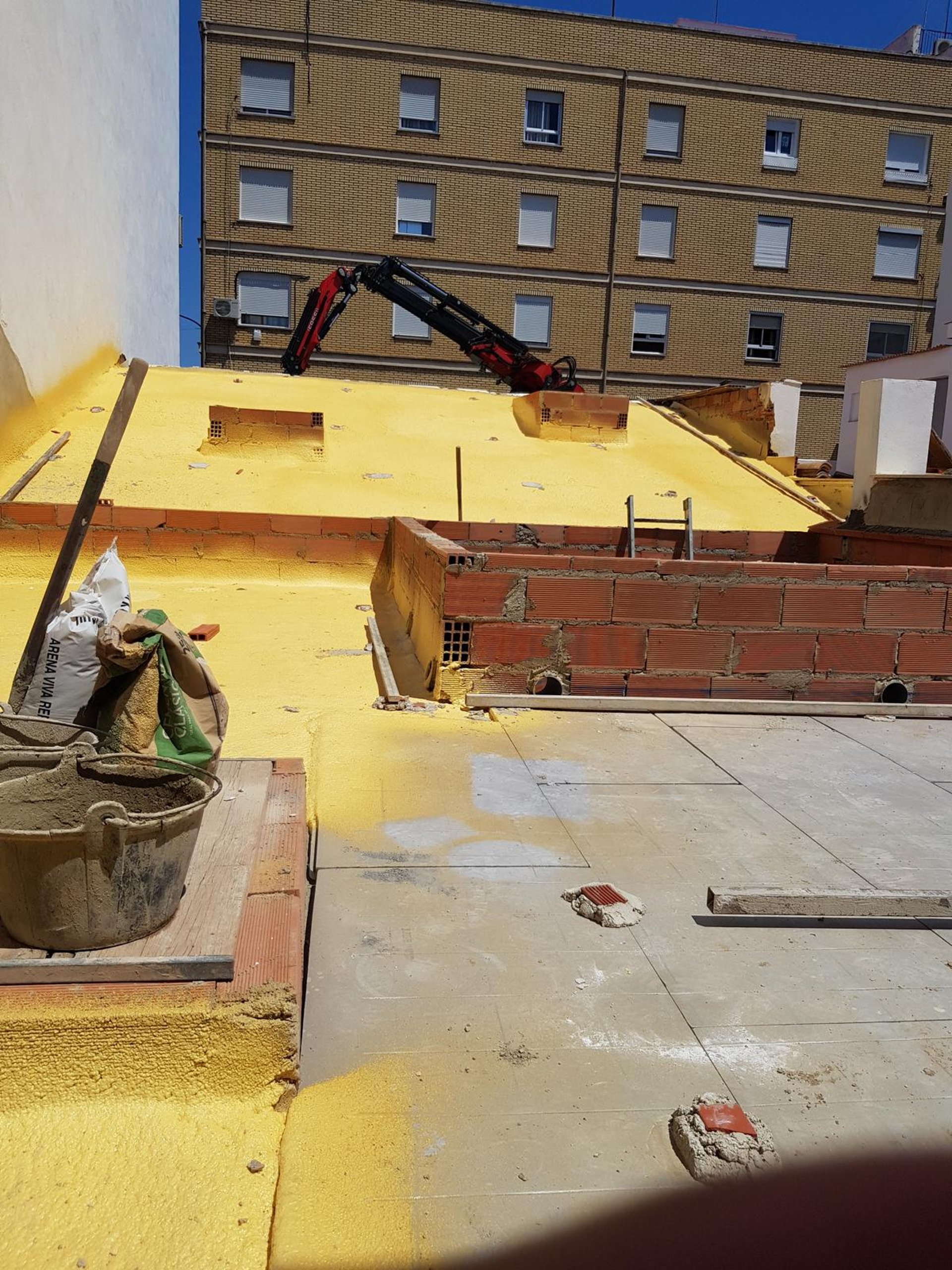 black and brown leather padded tub sofa