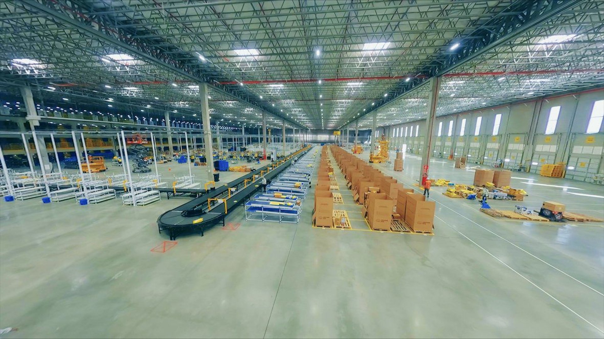 black and brown leather padded tub sofa