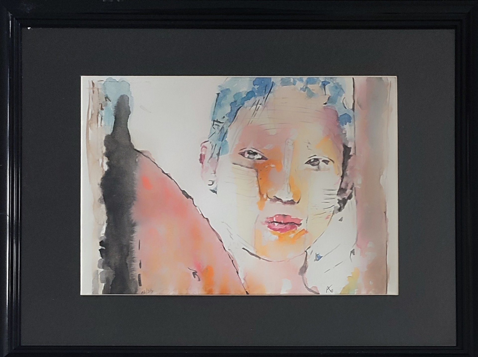 gray computer monitor