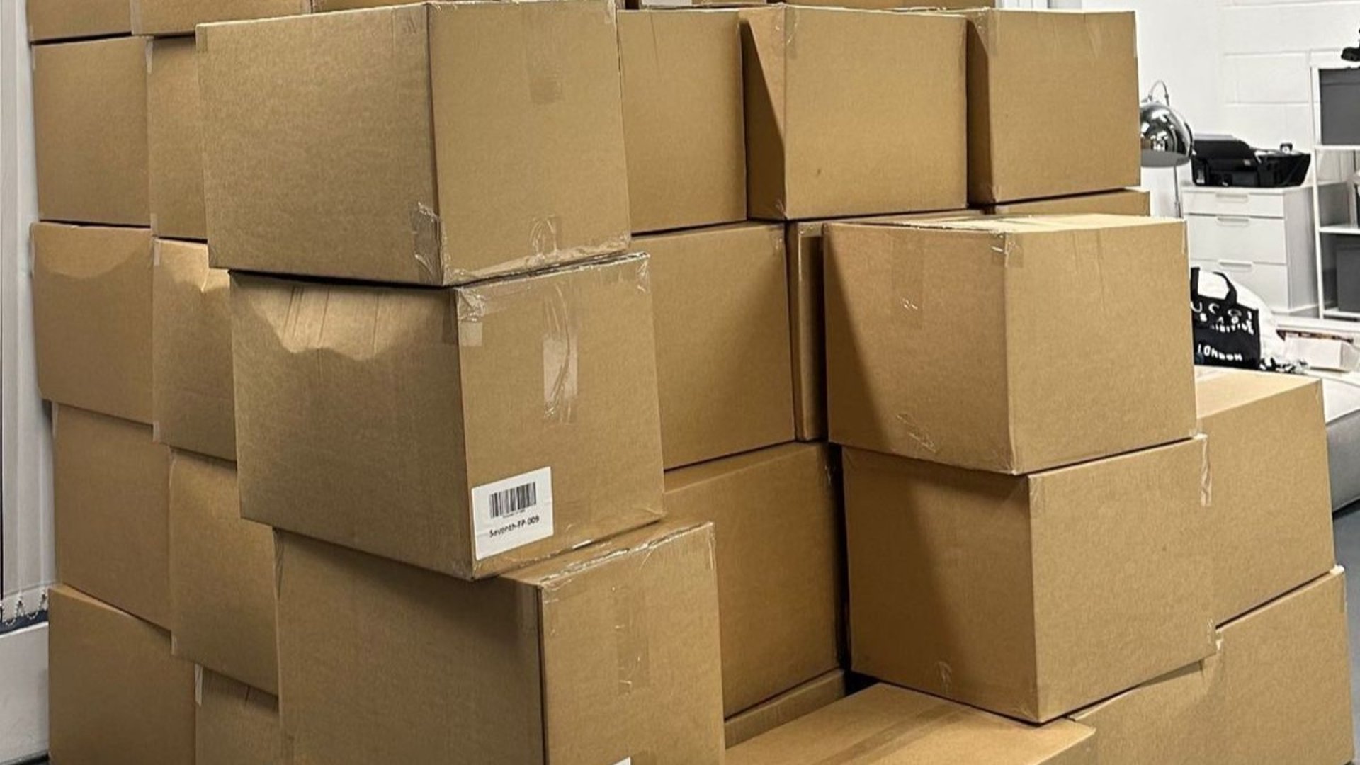 closeup photo of parking lot