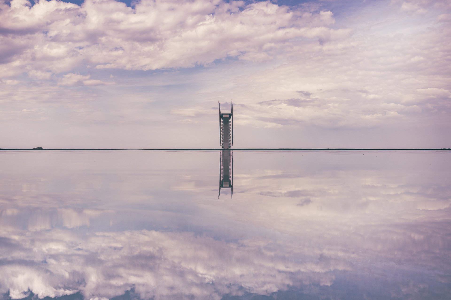 photo paysage mer plongeoir piscine miroir 