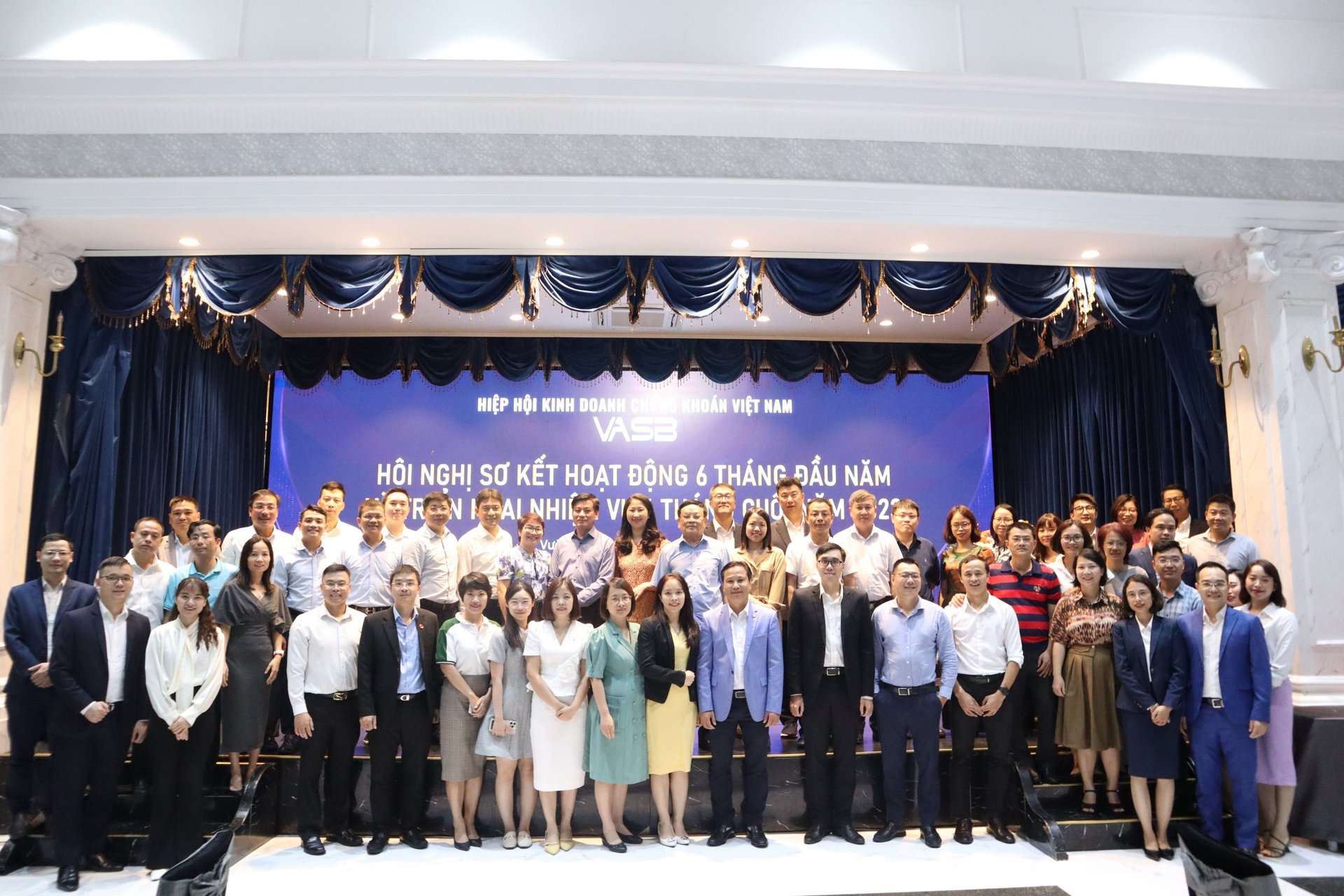black and brown leather padded tub sofa