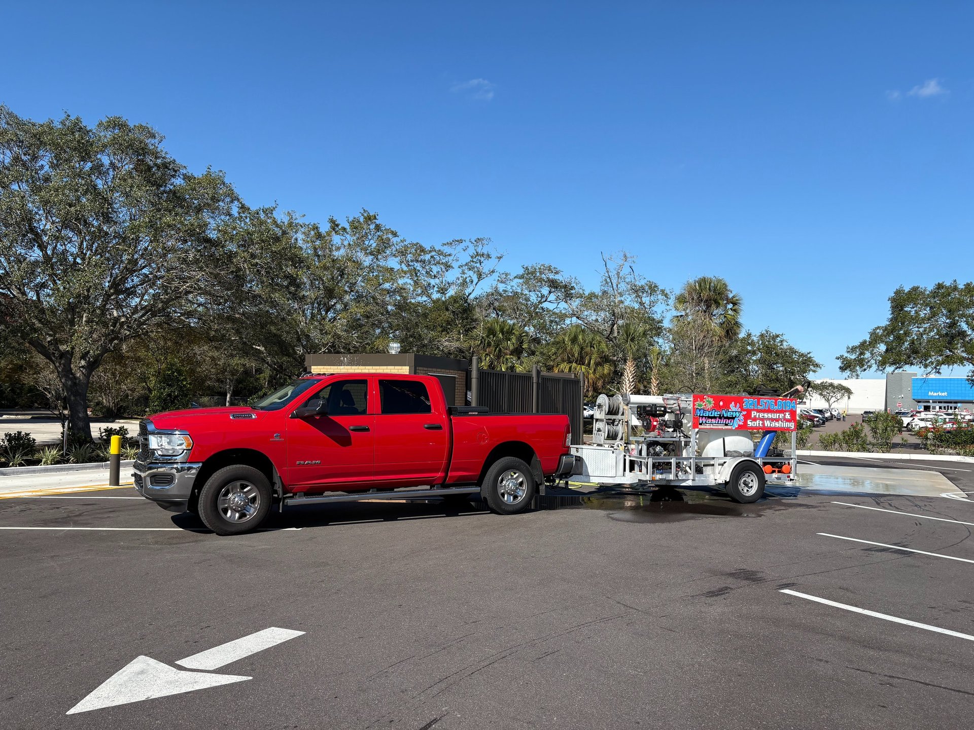 black and brown leather padded tub sofa