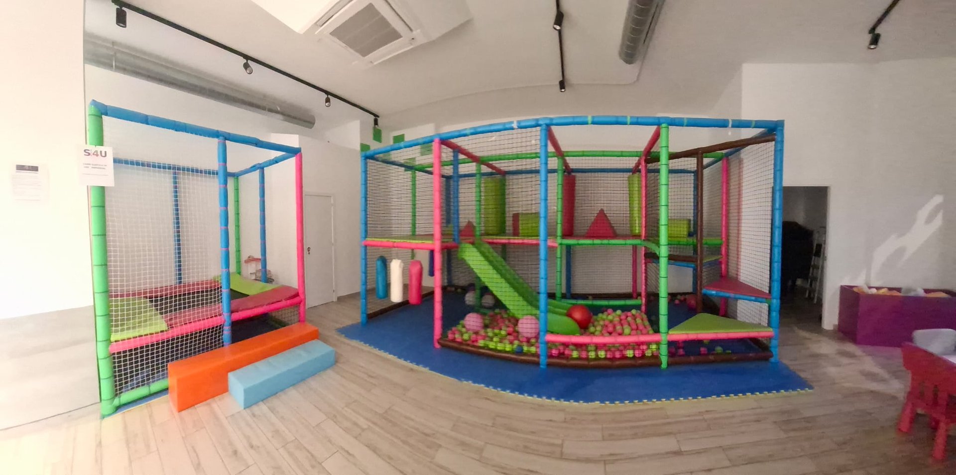 black and brown leather padded tub sofa