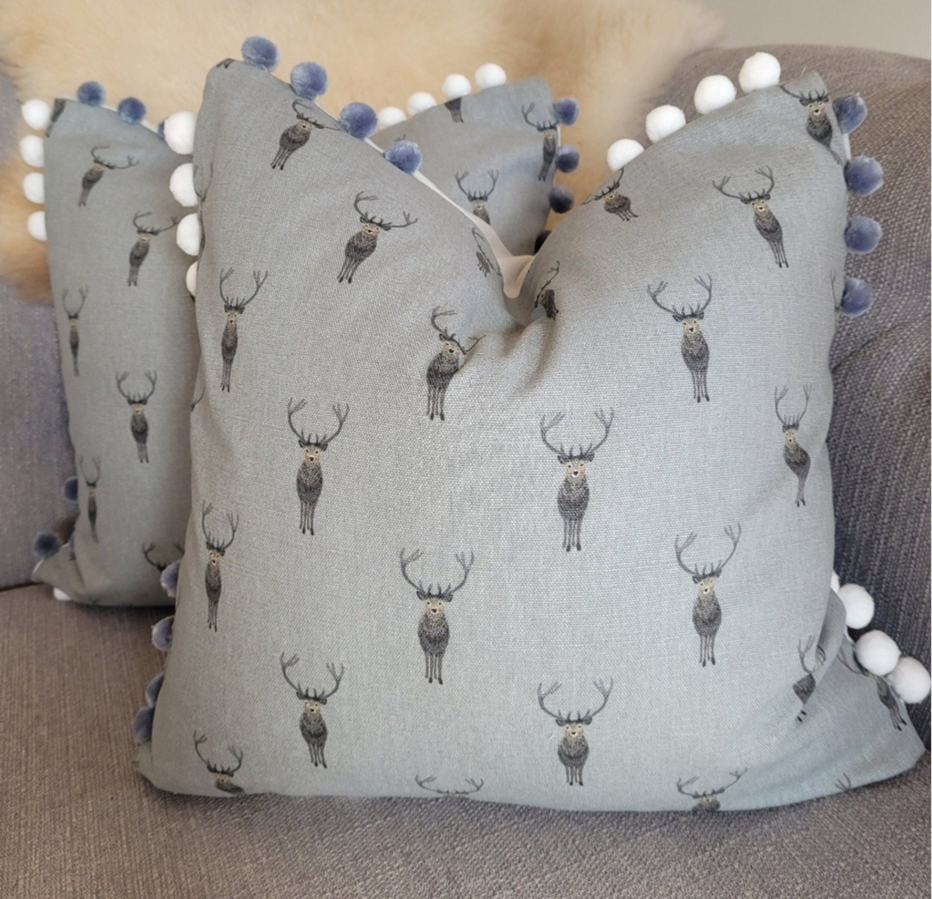 black and white bed linen