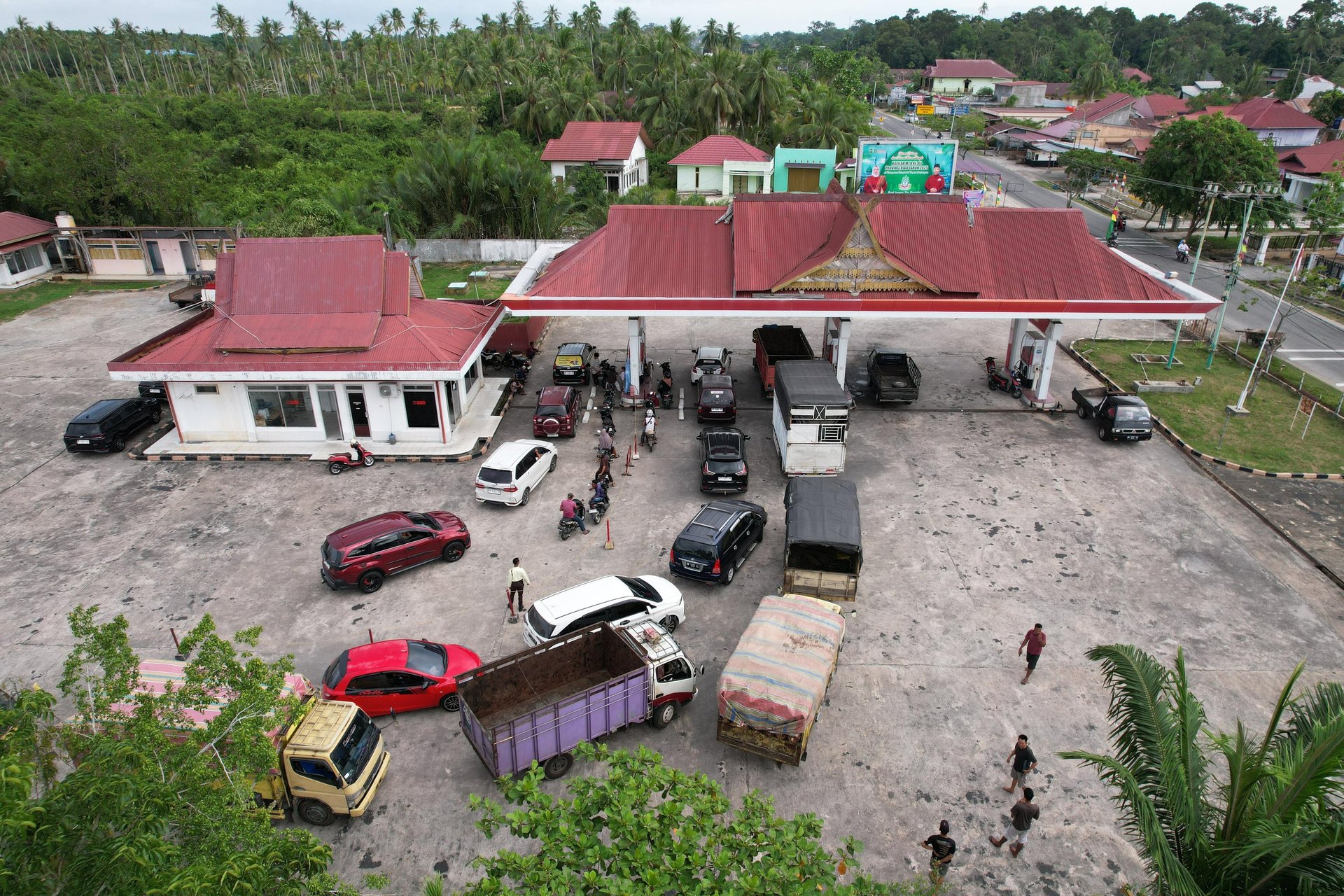 an abstract photo of a curved building with a blue sky in the background
