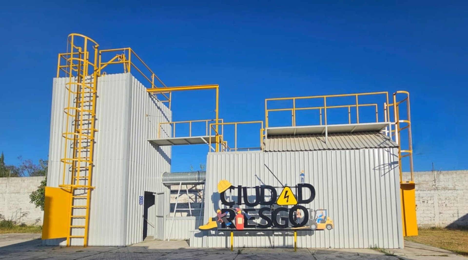 black and brown leather padded tub sofa