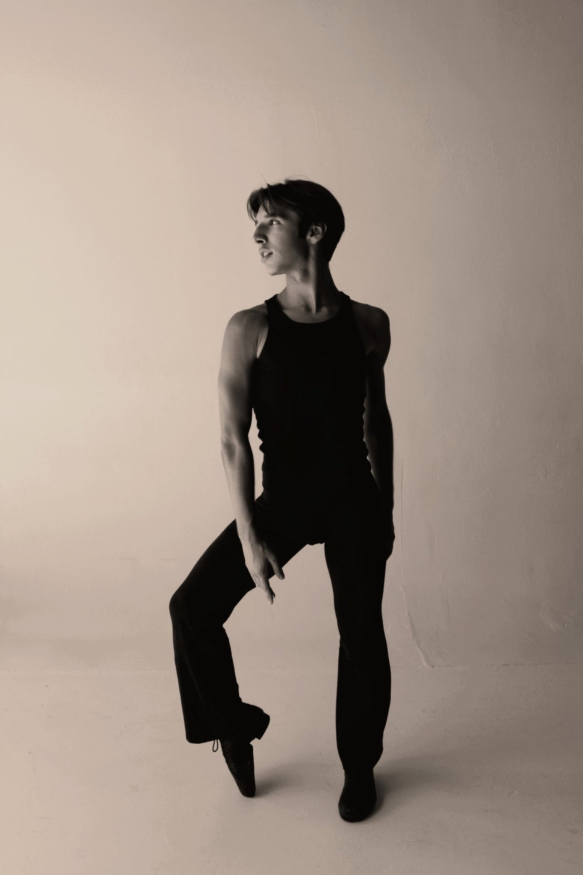 black and white bed linen