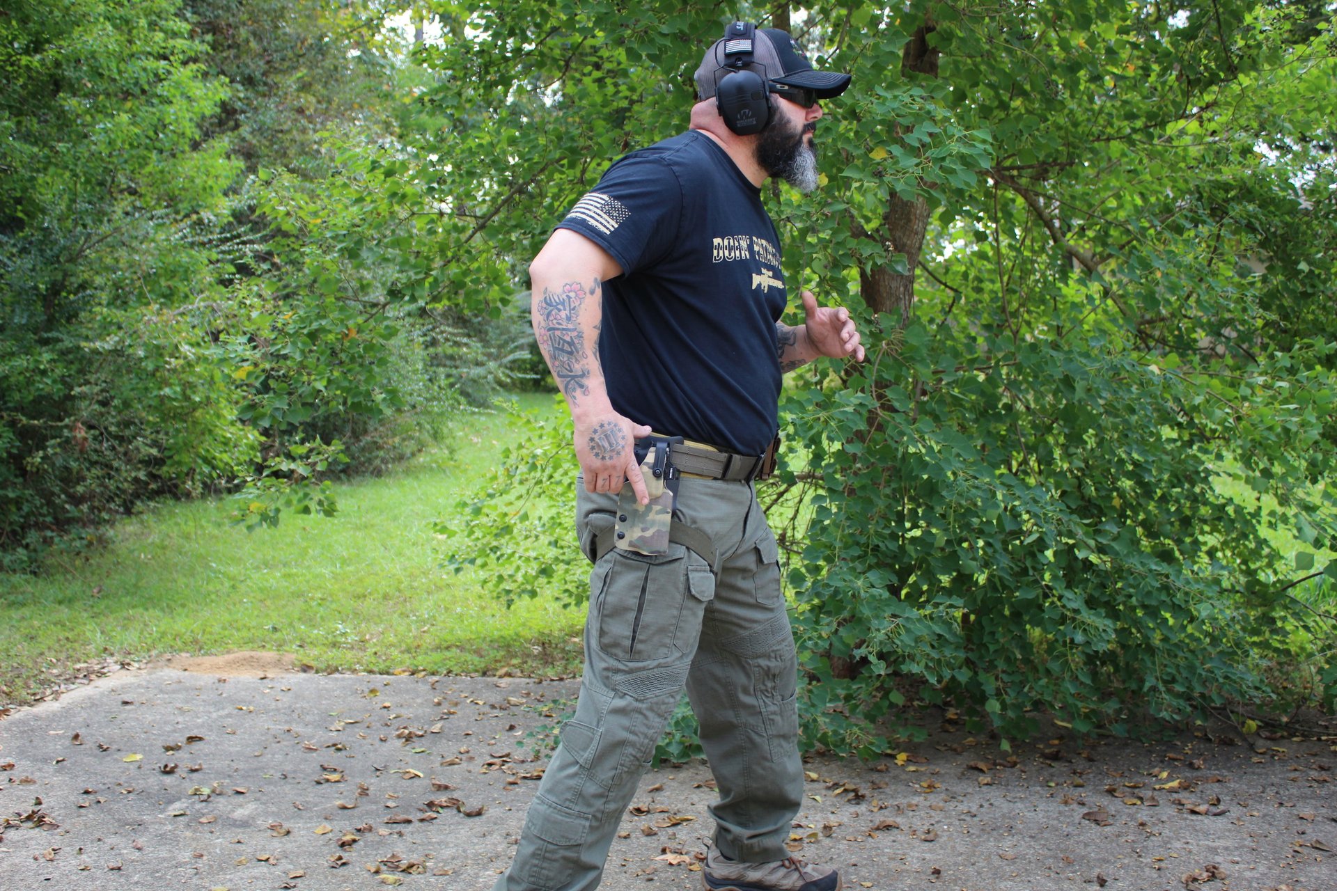 black and white bed linen