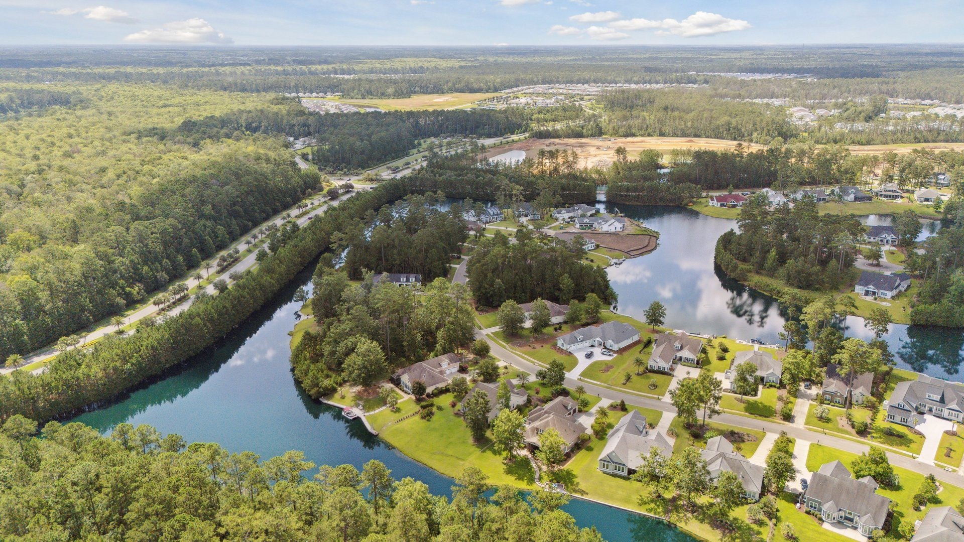 black and white bed linen