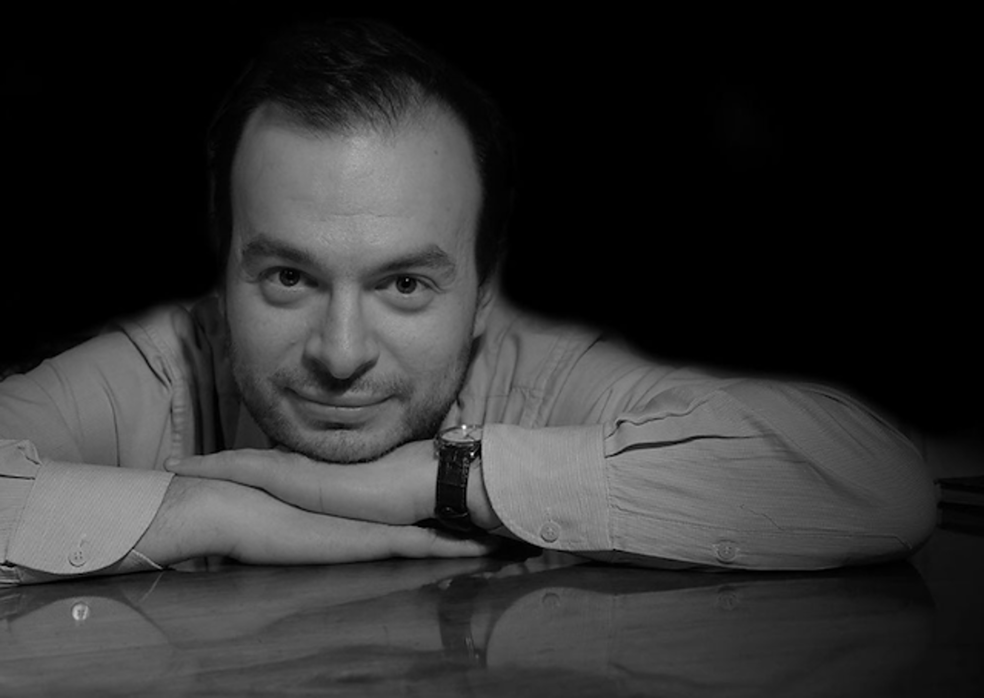 black and white bed linen