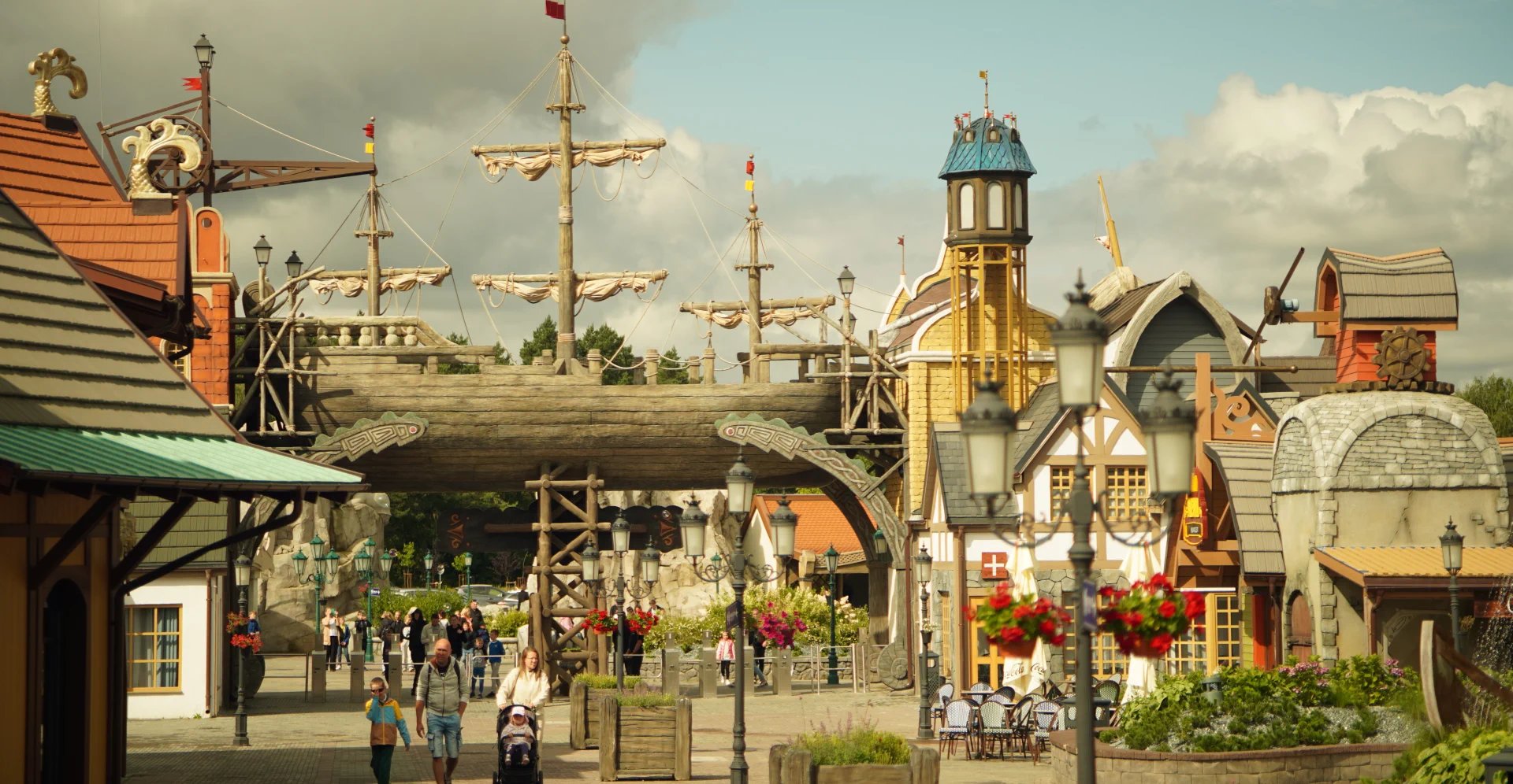 black and brown leather padded tub sofa
