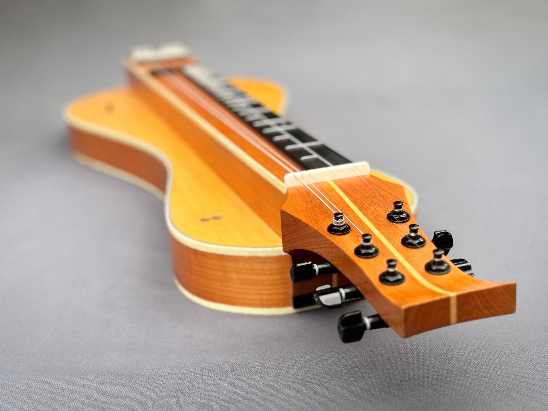 black and white bed linen