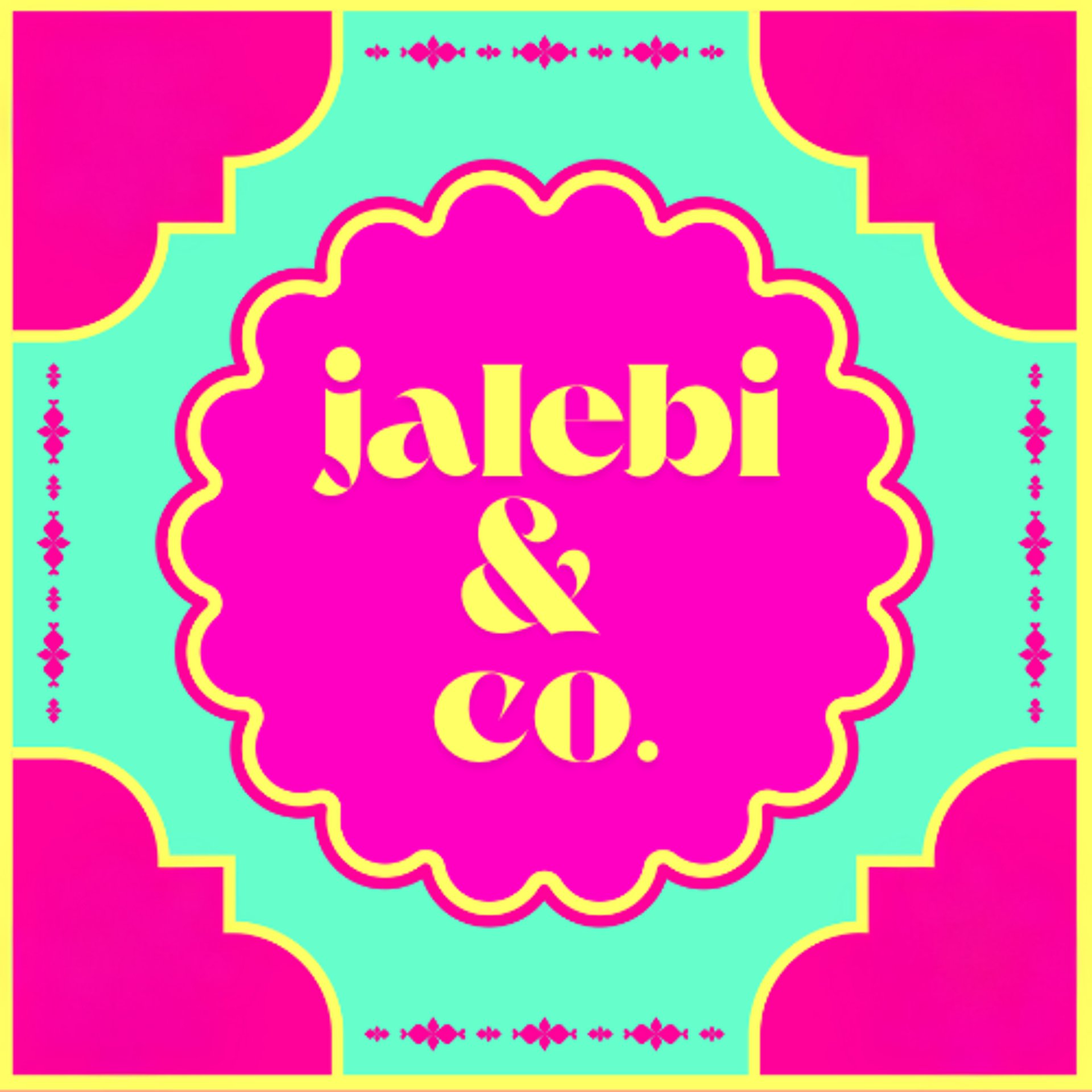 gray computer monitor