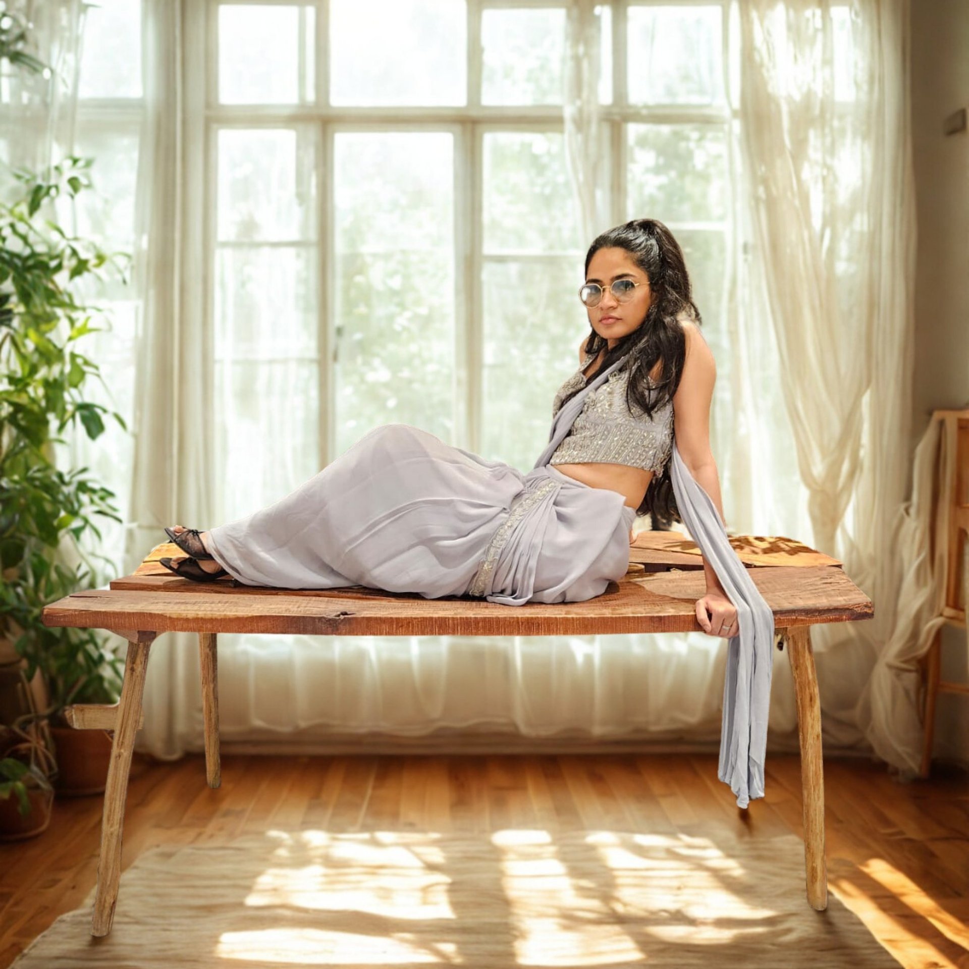 a very long line of yellow lines on a black background