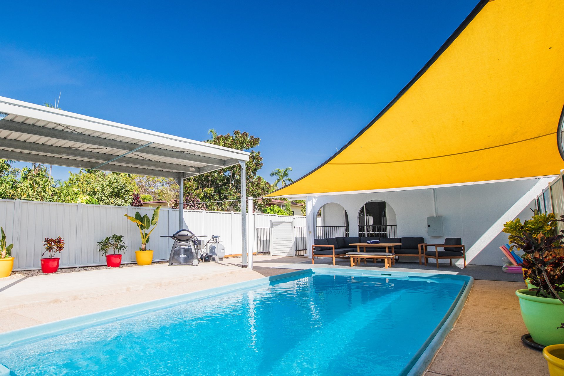 black and brown leather padded tub sofa