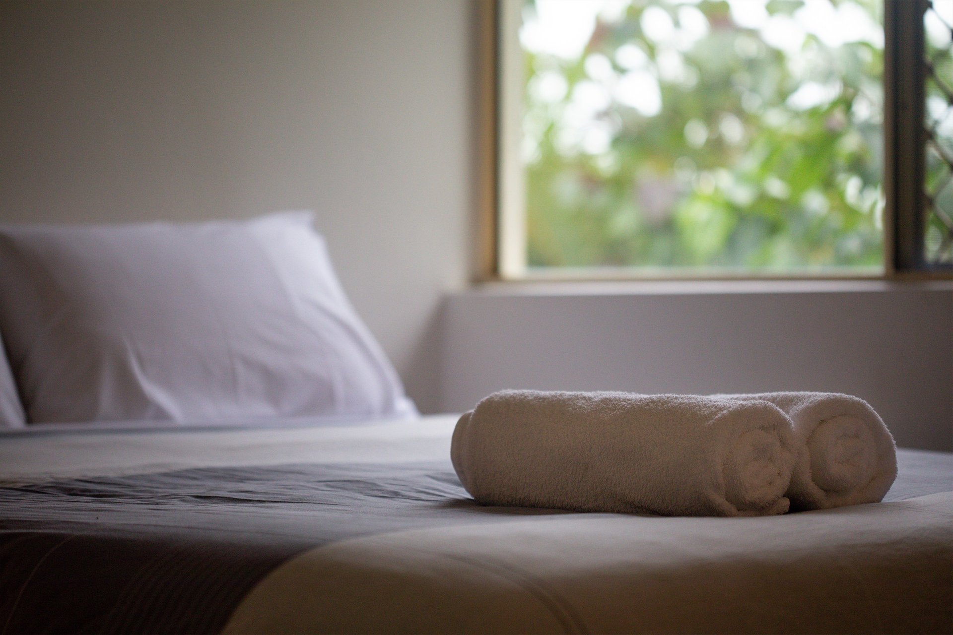 black and brown leather padded tub sofa