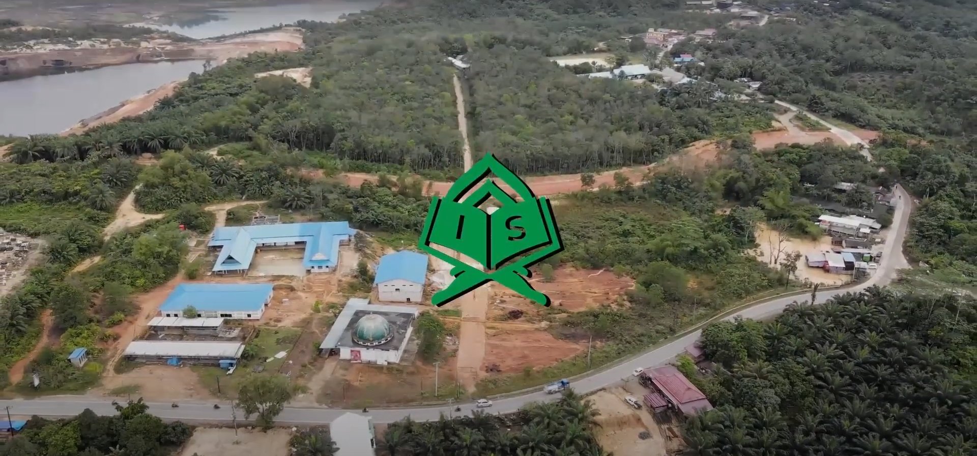 gray computer monitor