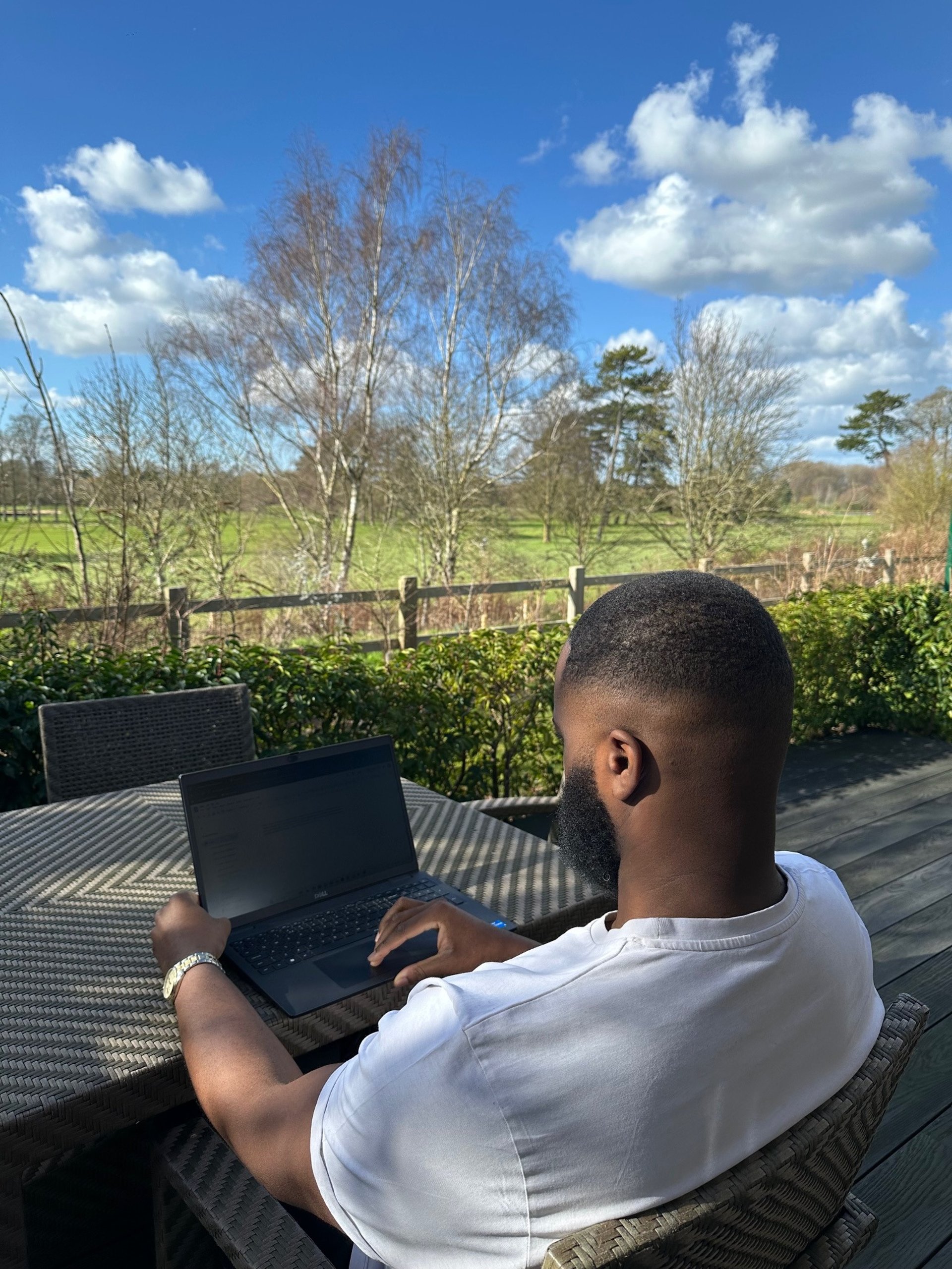 black and white bed linen