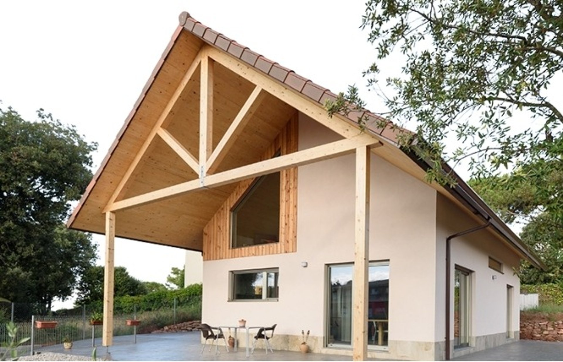 a house under construction with wooden framing