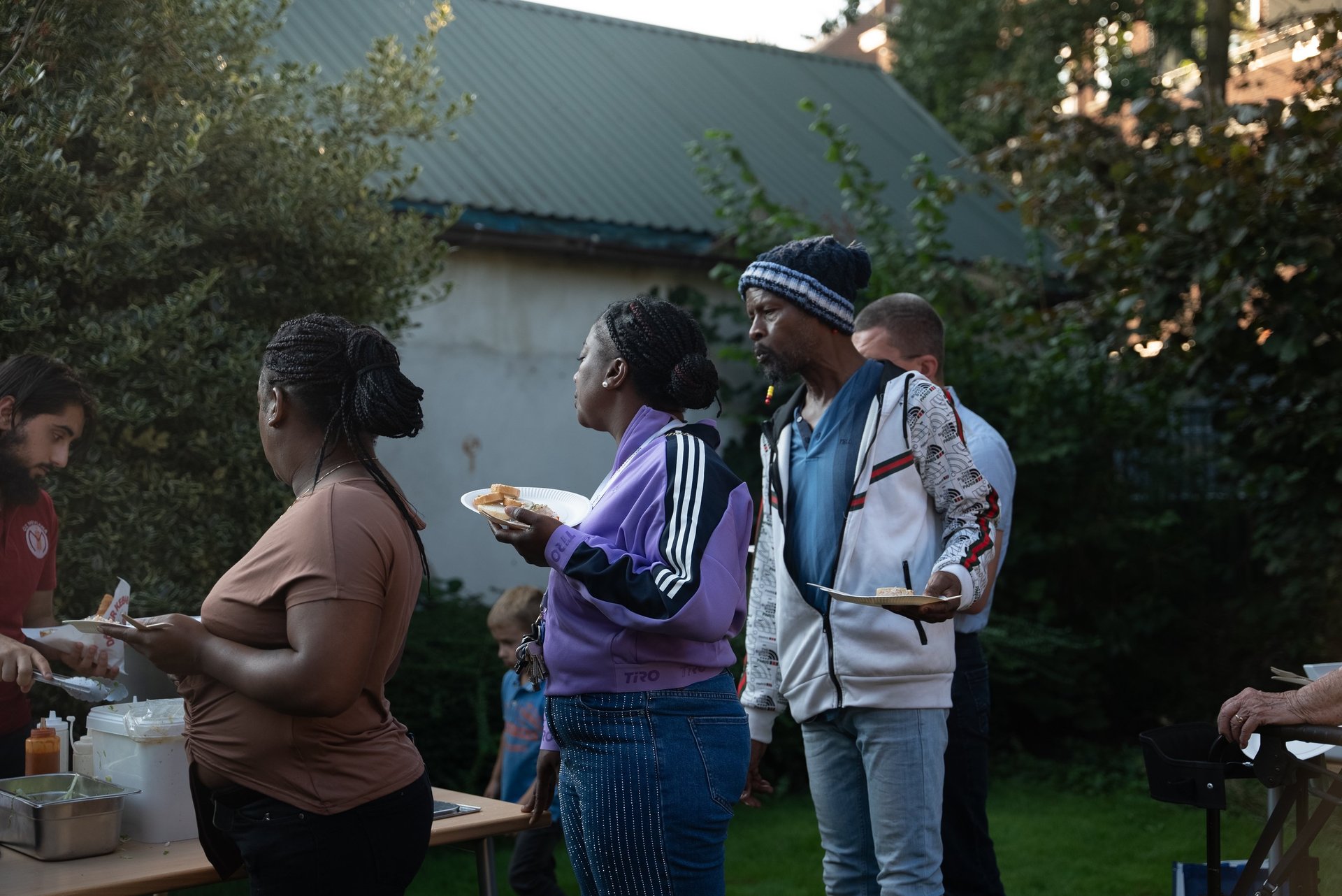 Buurt BBQ foto 6