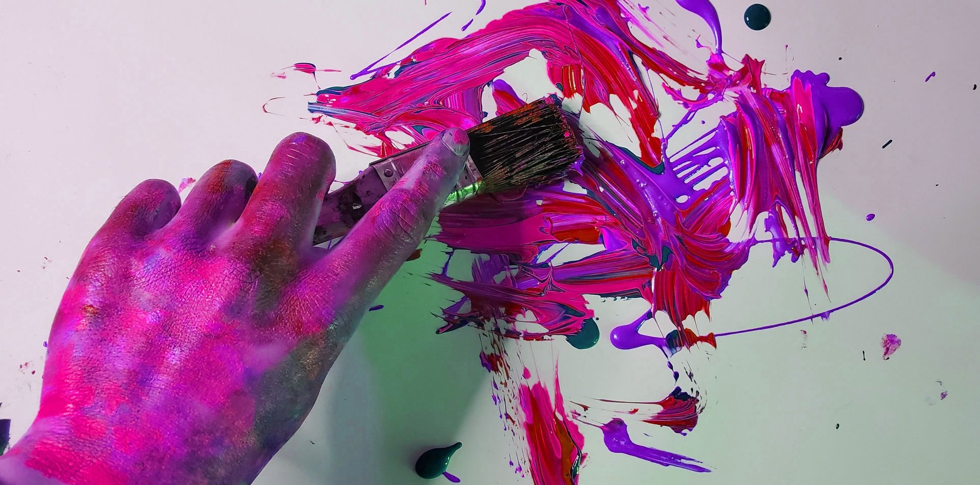 black and white bed linen