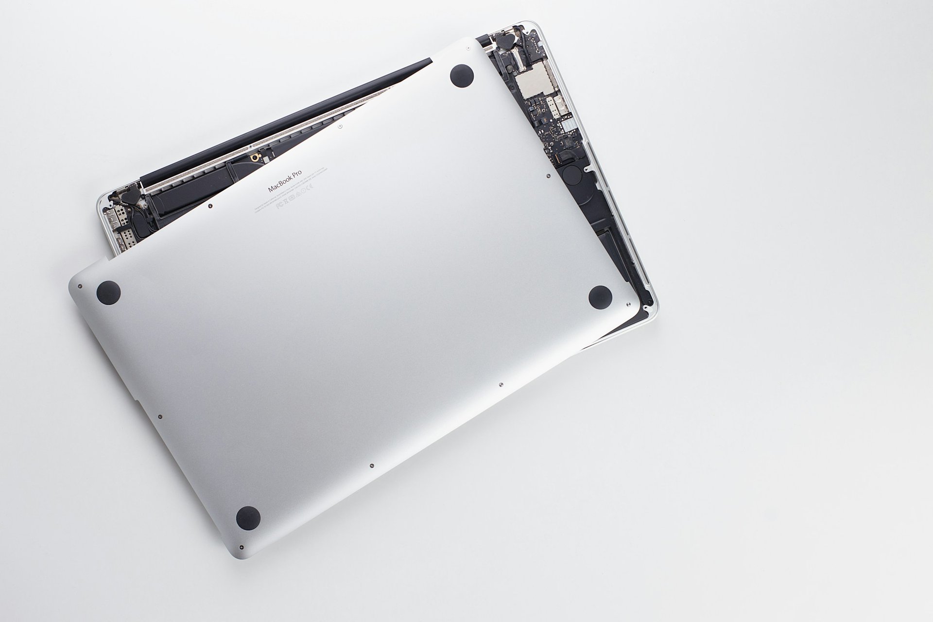 gray computer monitor