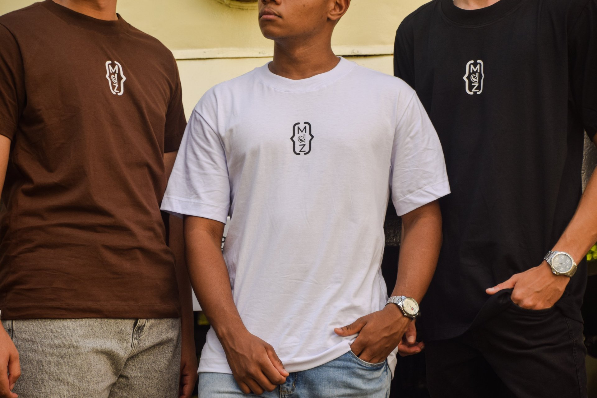 an abstract photo of a curved building with a blue sky in the background