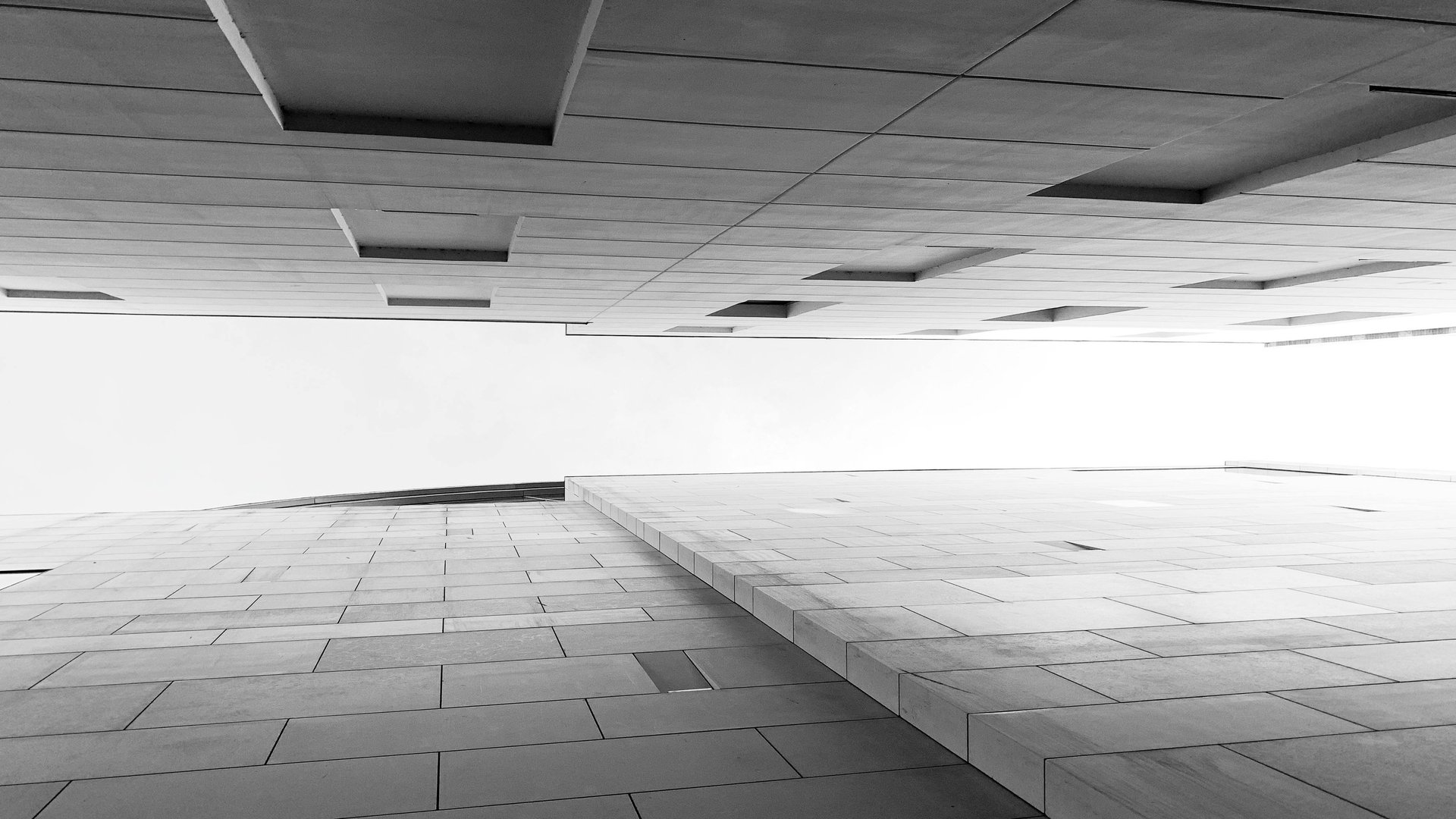 black and white bed linen