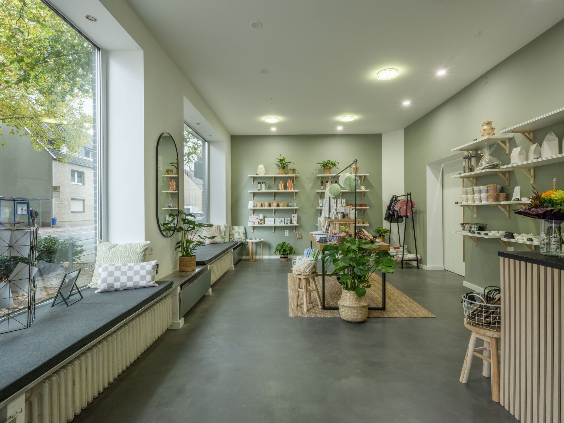 black and brown leather padded tub sofa