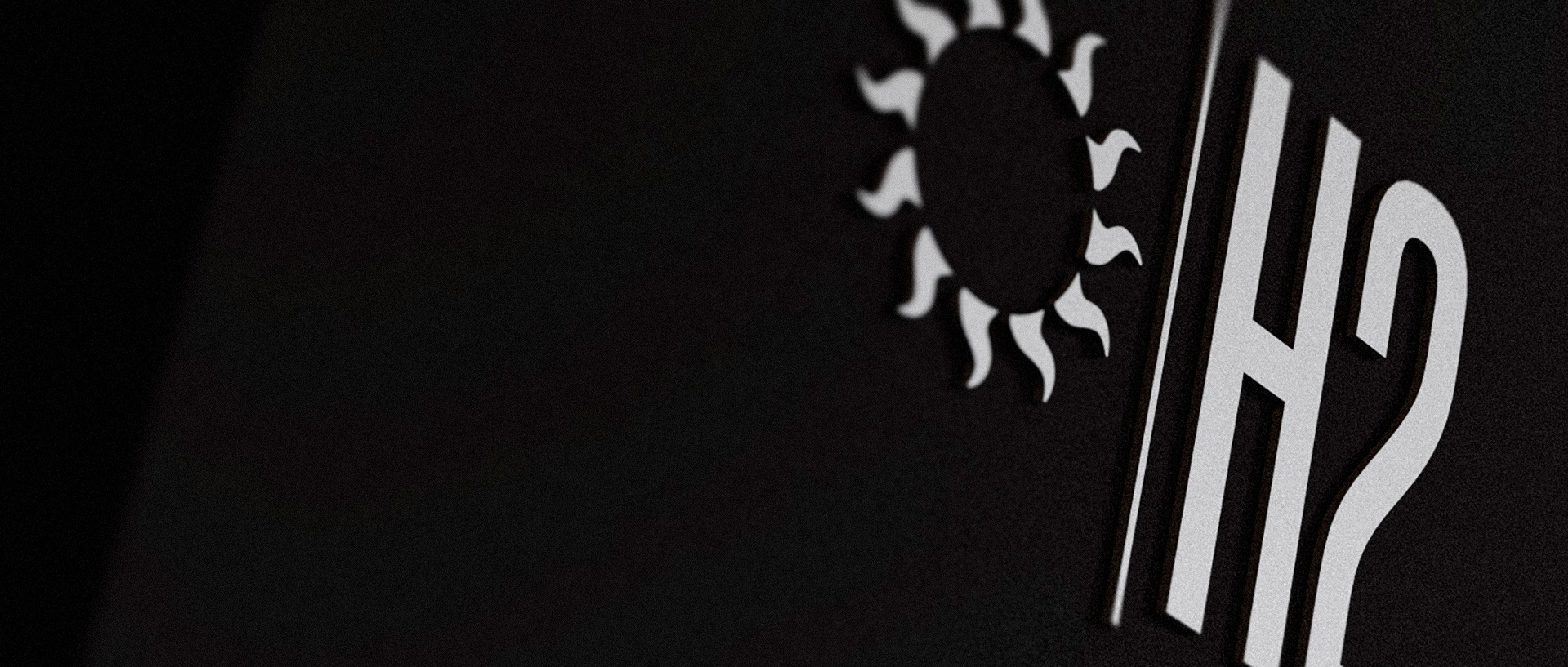 gray computer monitor