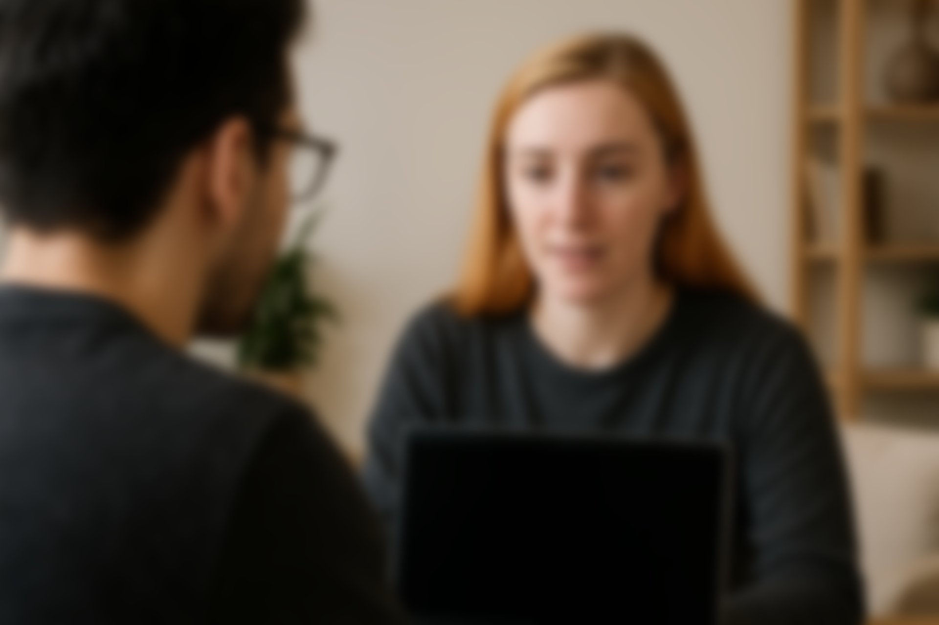 gray computer monitor