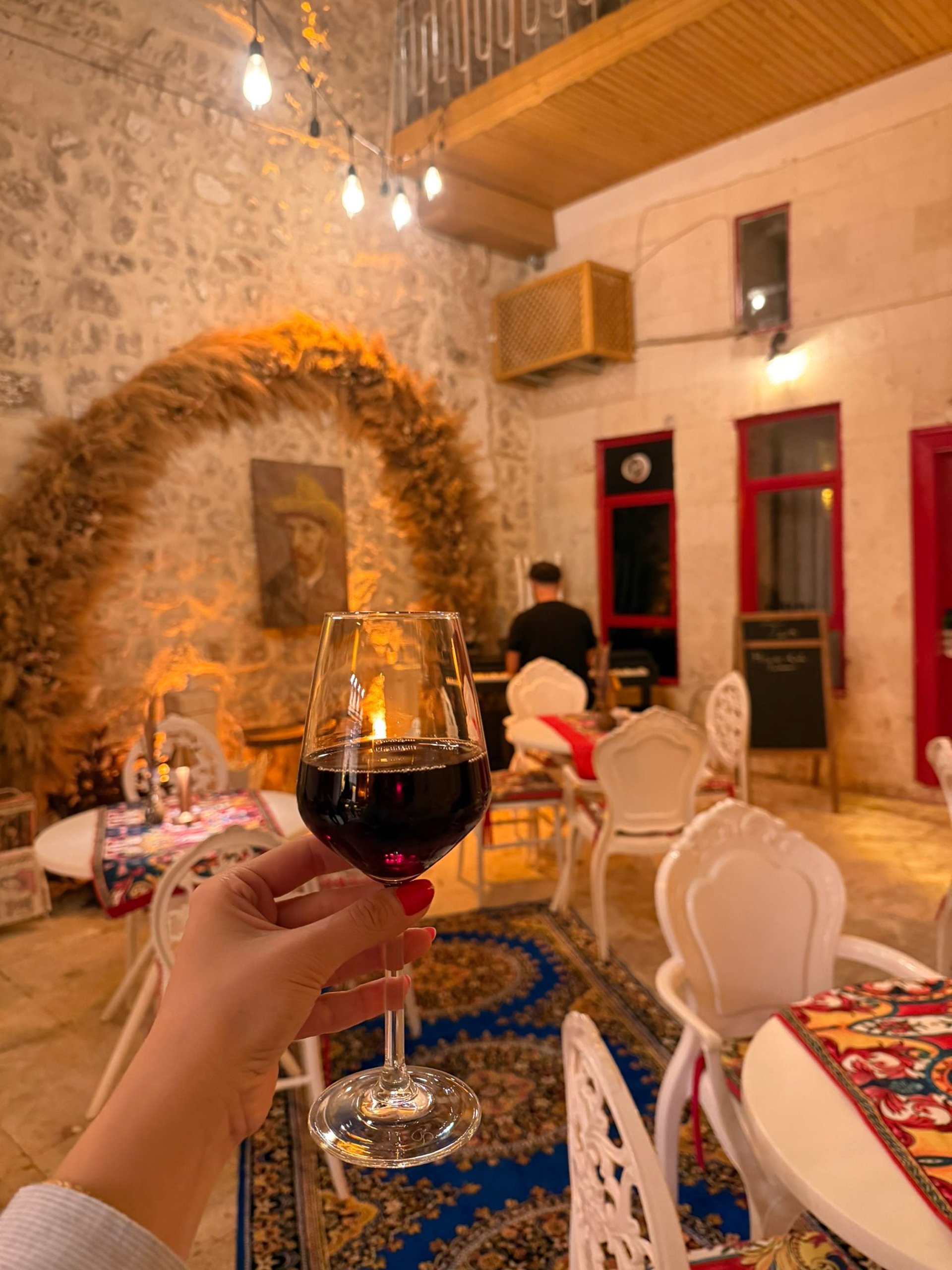 black and white bed linen