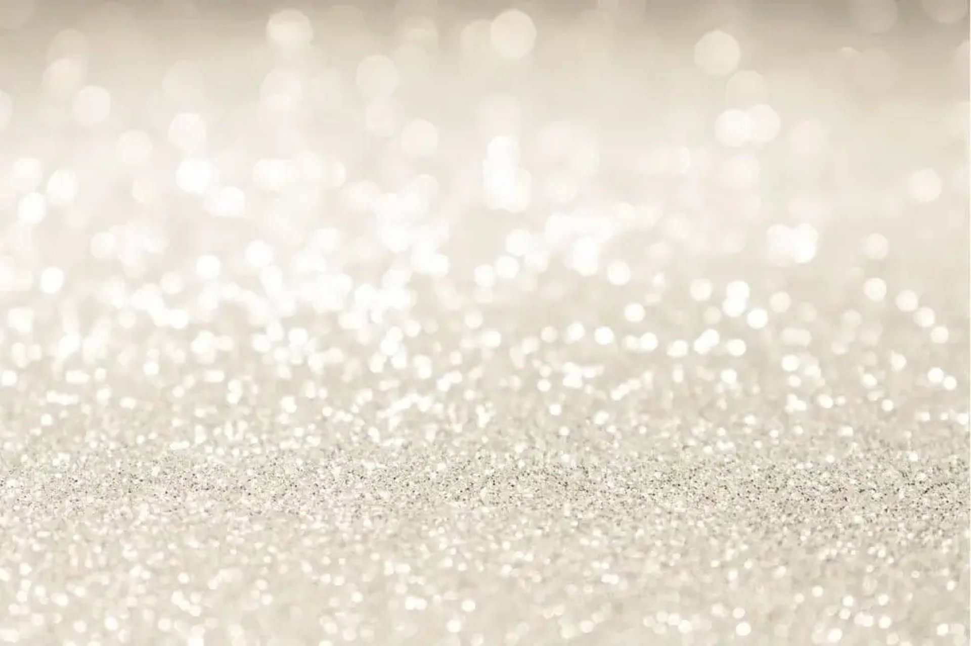 Fond beige avec un effet scintillant, créant une ambiance lumineuse et douce.