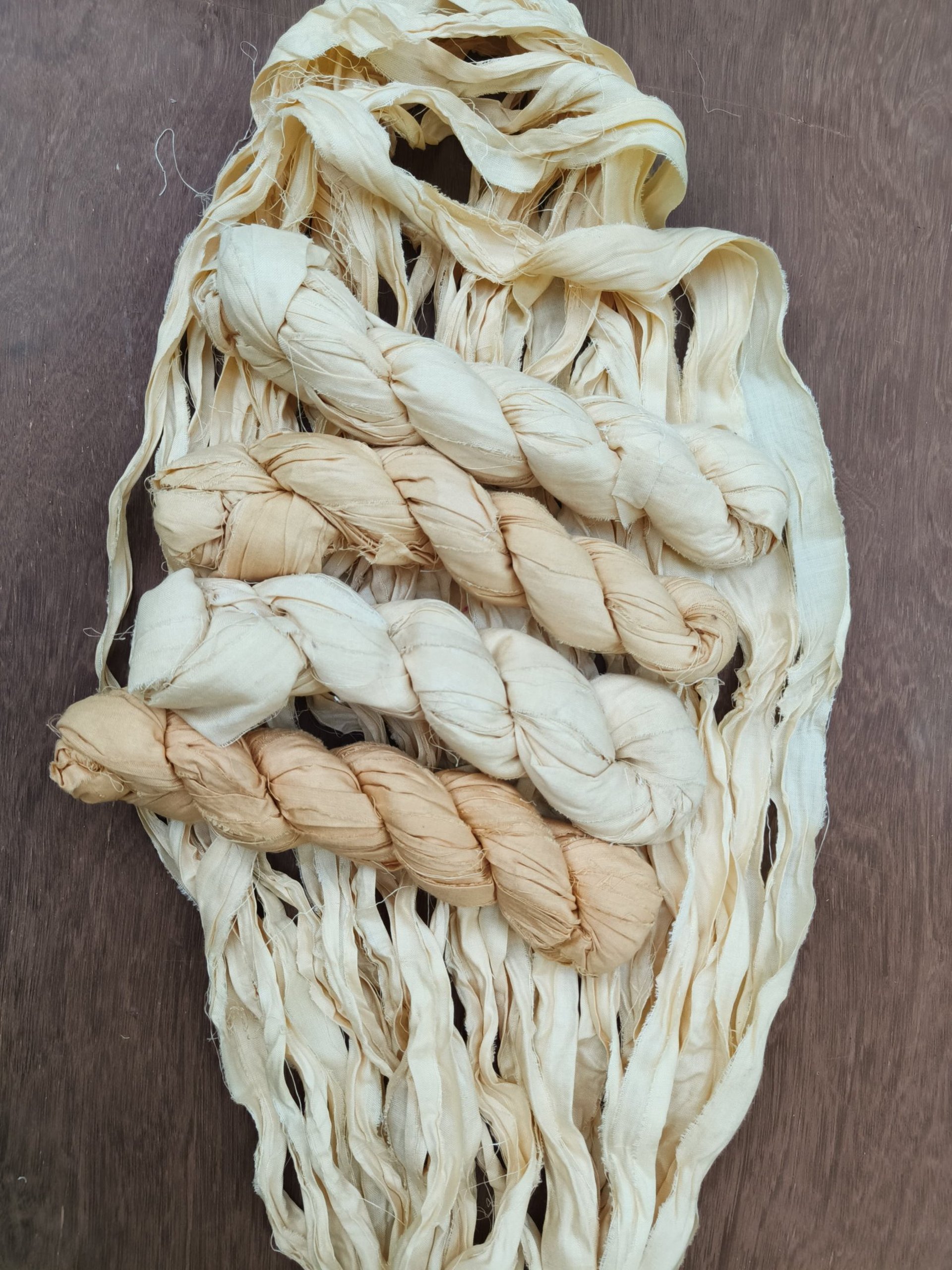 sari silk ribbon yarn, rug hooking, rug hookers, weaving, felting, cotton ribbon