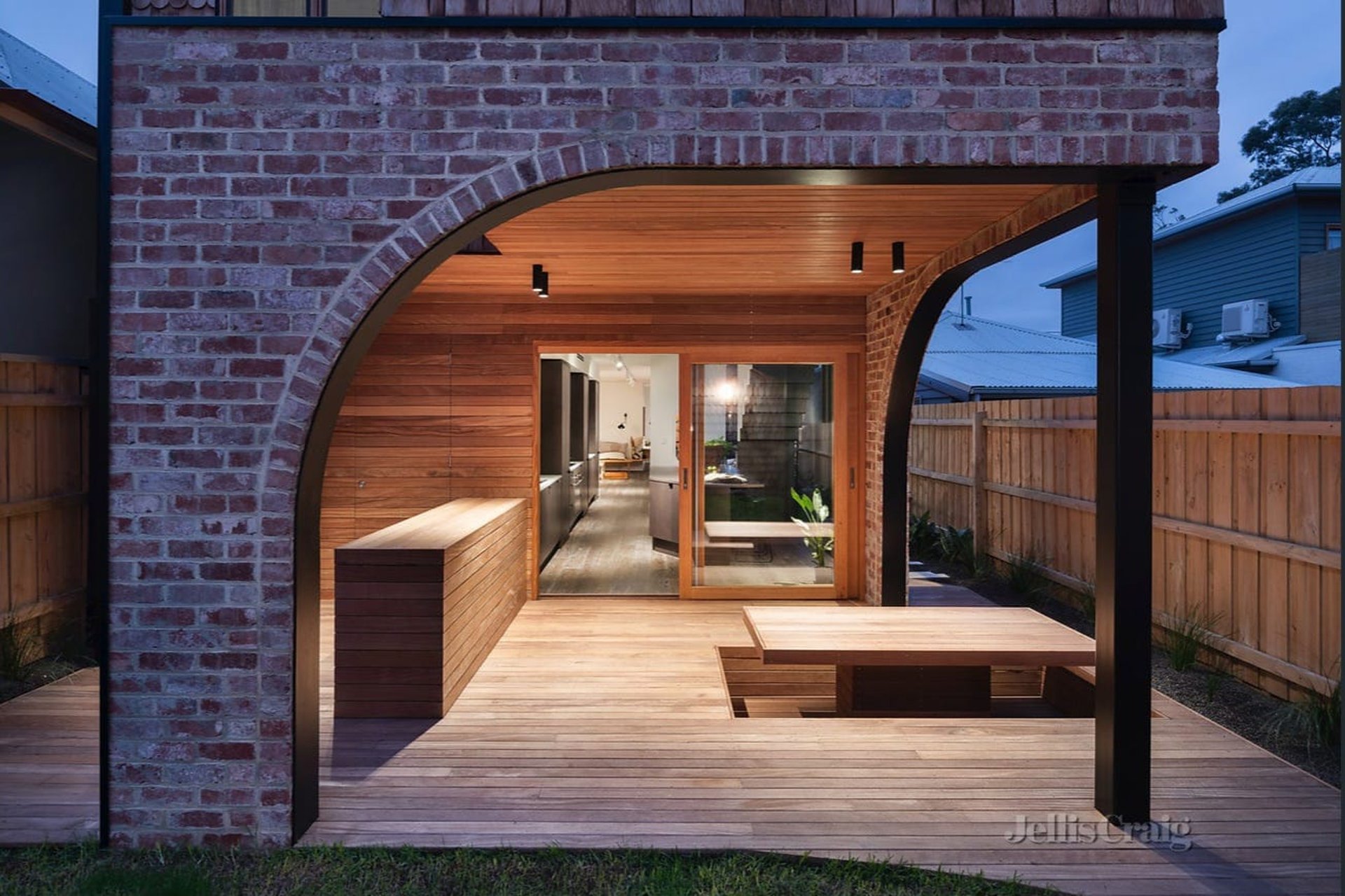 black and white bed linen