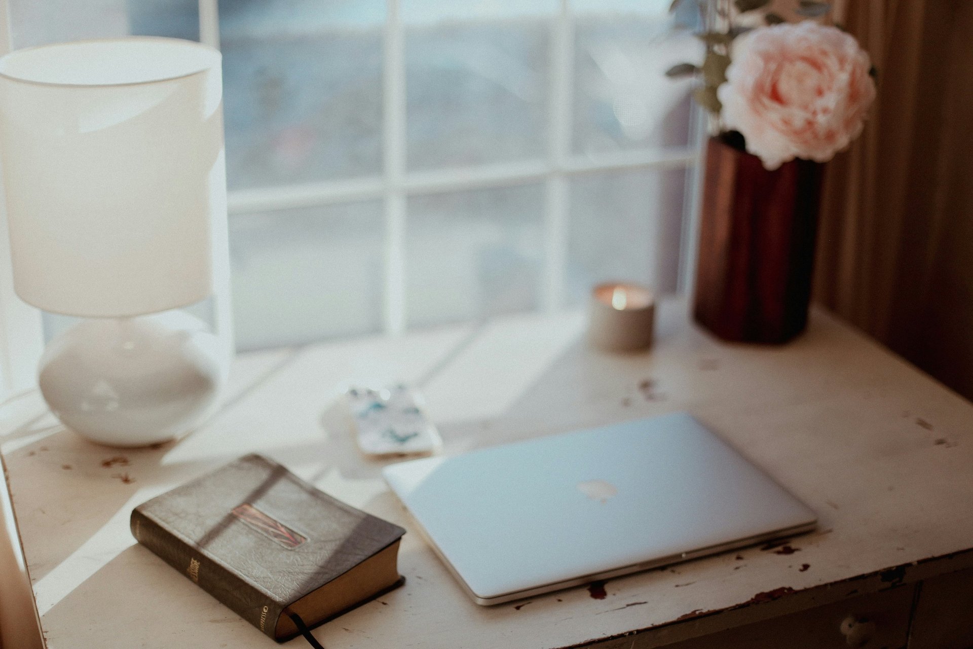black and brown leather padded tub sofa