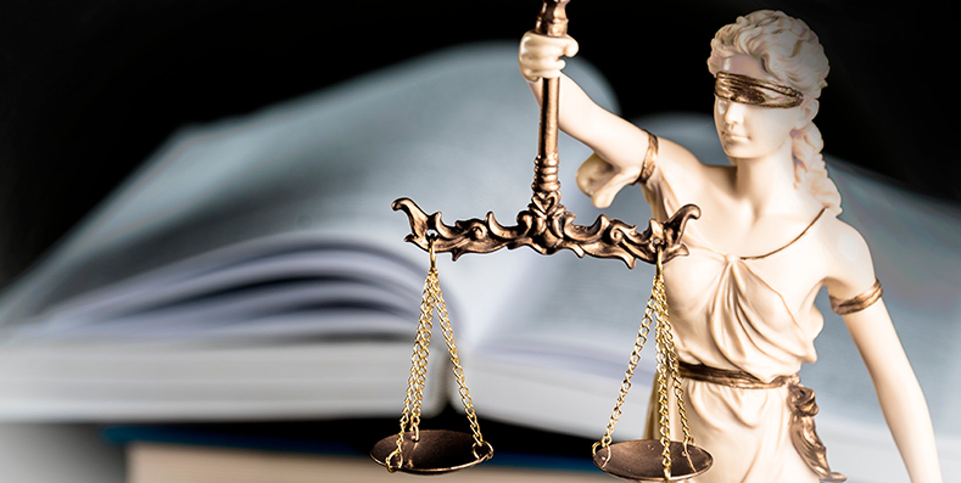 gray computer monitor