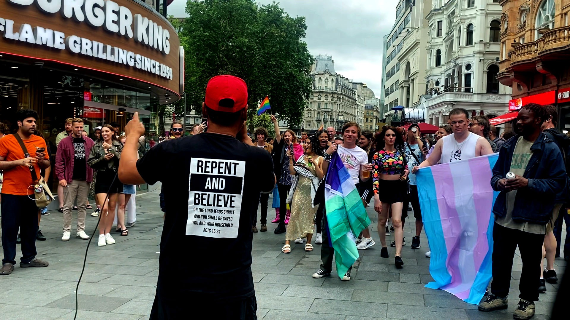 an abstract photo of a curved building with a blue sky in the background