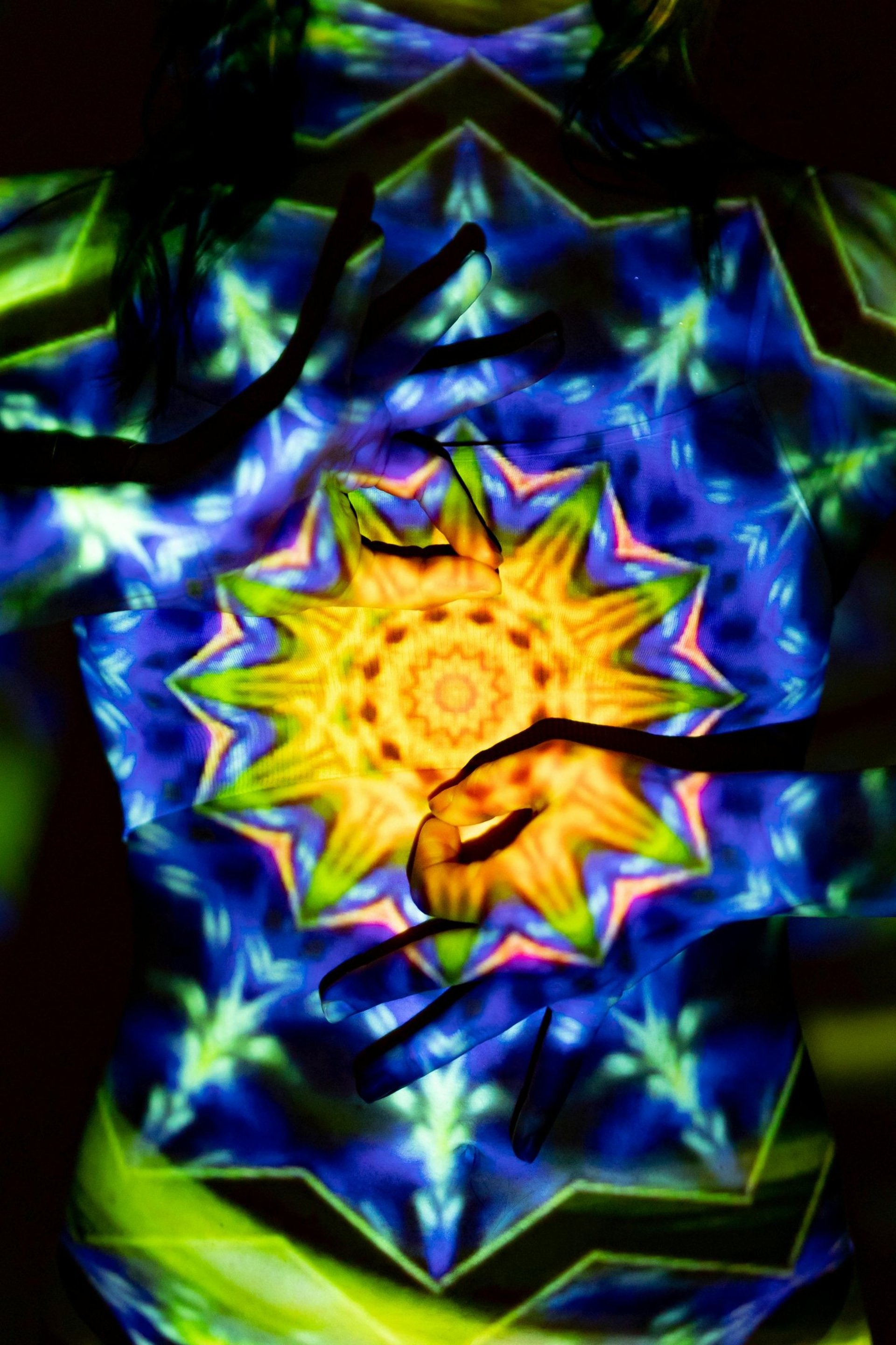 l'oeil par lequel on peut accéder au cerveau pour retraiter des informations traumatiques