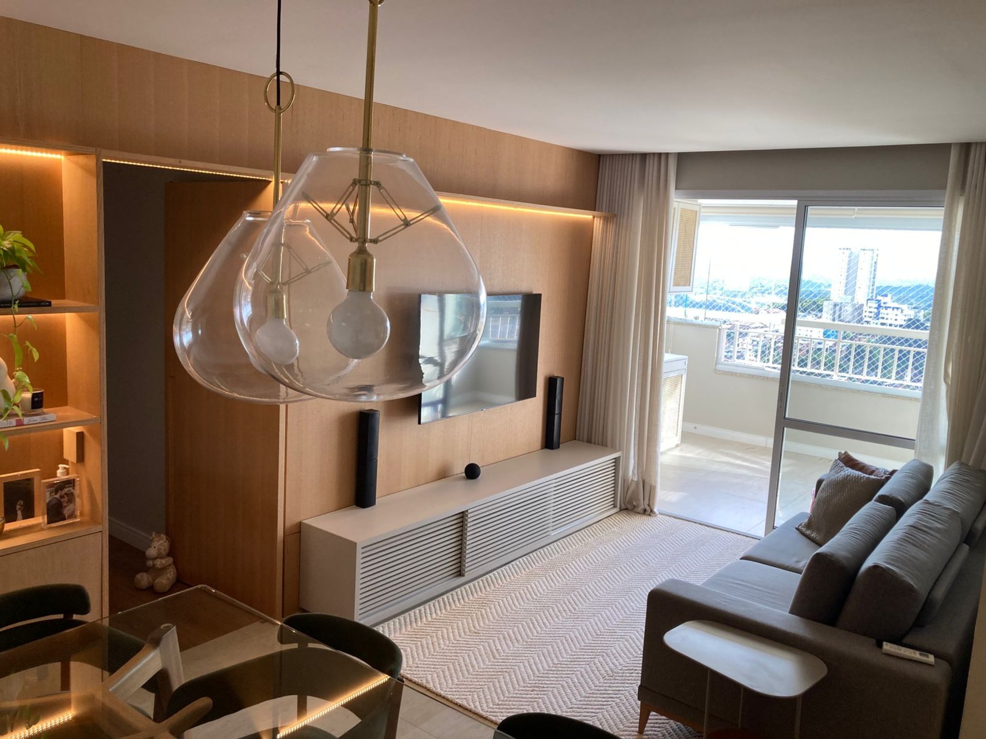 black and brown leather padded tub sofa