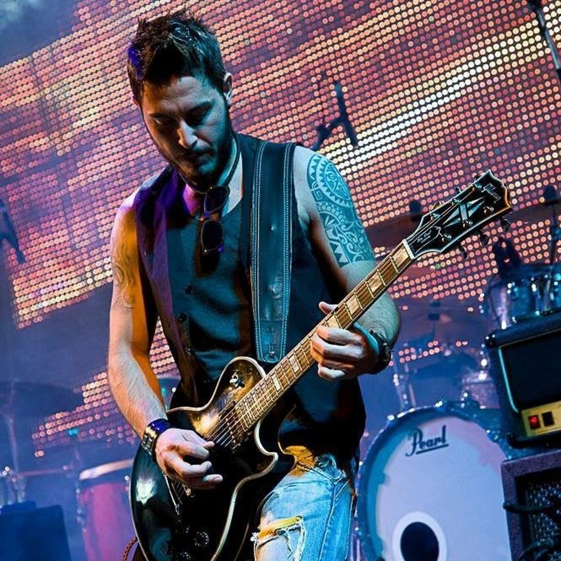 person wearing grey knit sweater