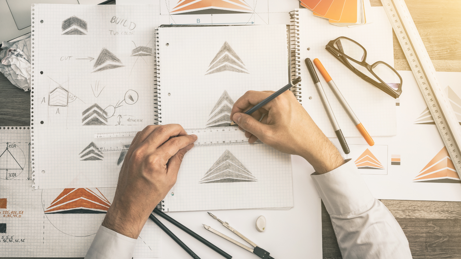 gray computer monitor