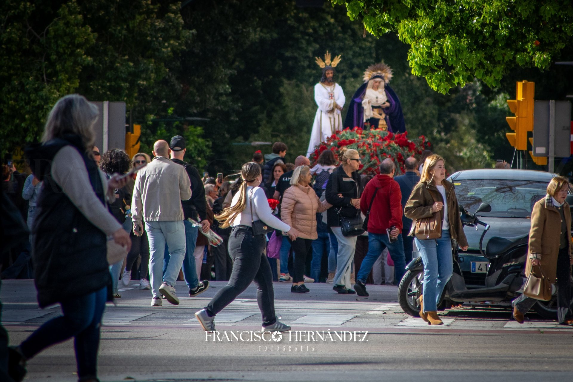 an abstract photo of a curved building with a blue sky in the background