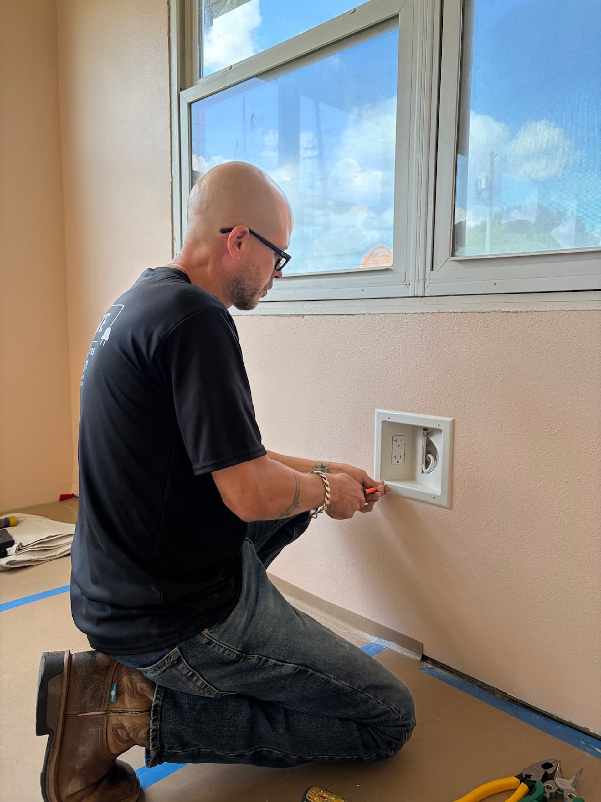 an abstract photo of a curved building with a blue sky in the background