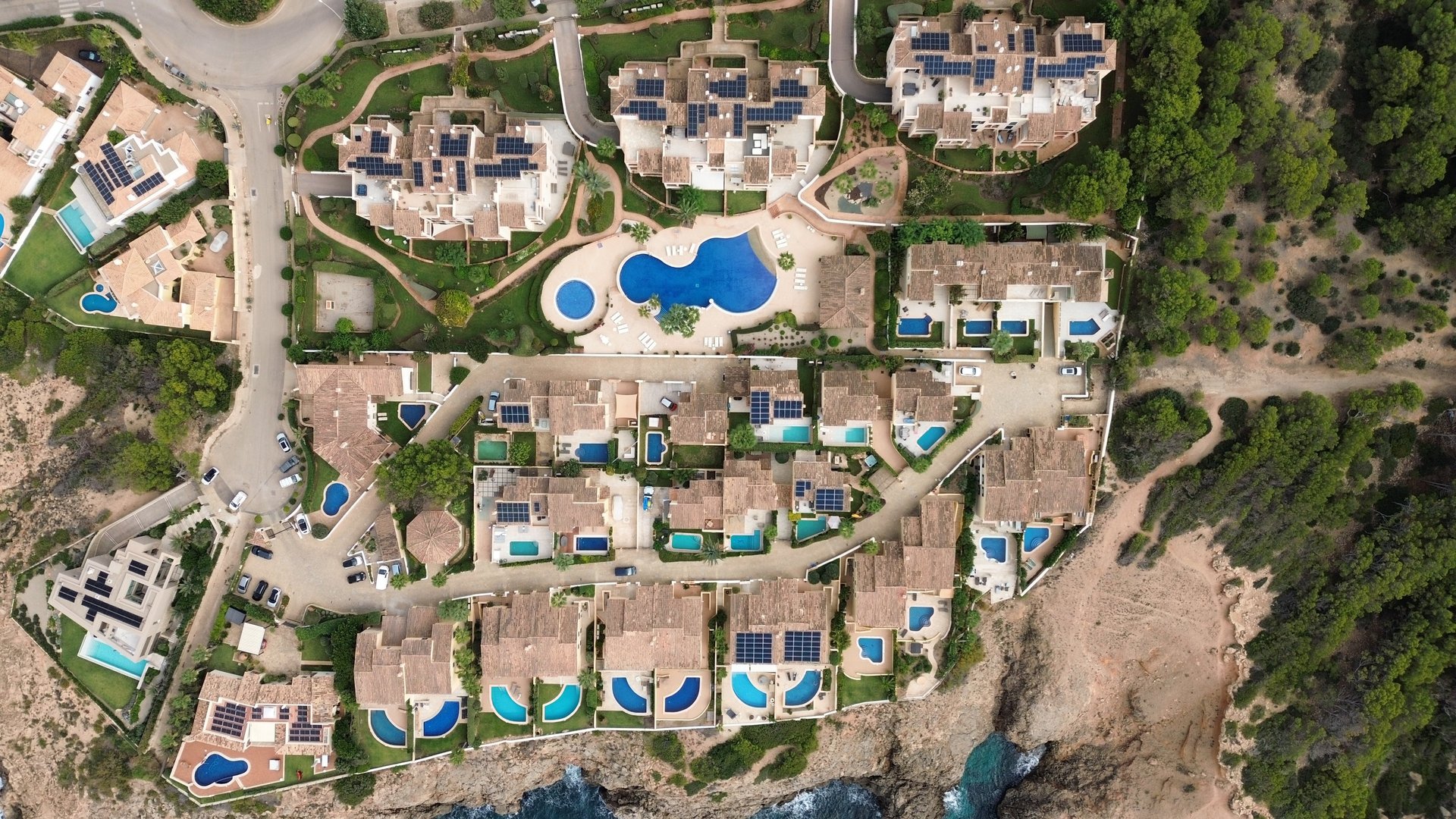 black and brown leather padded tub sofa