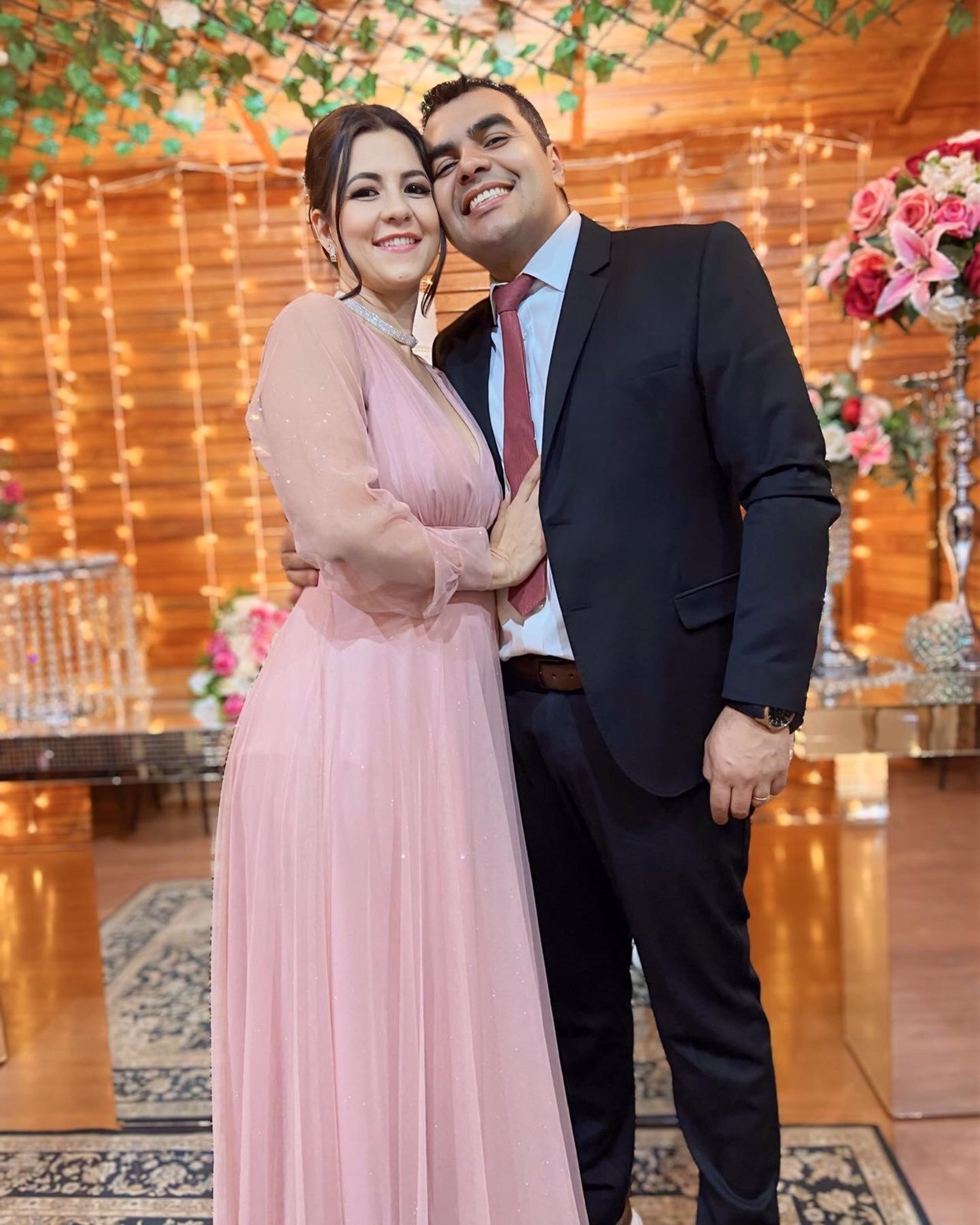 black and brown leather padded tub sofa