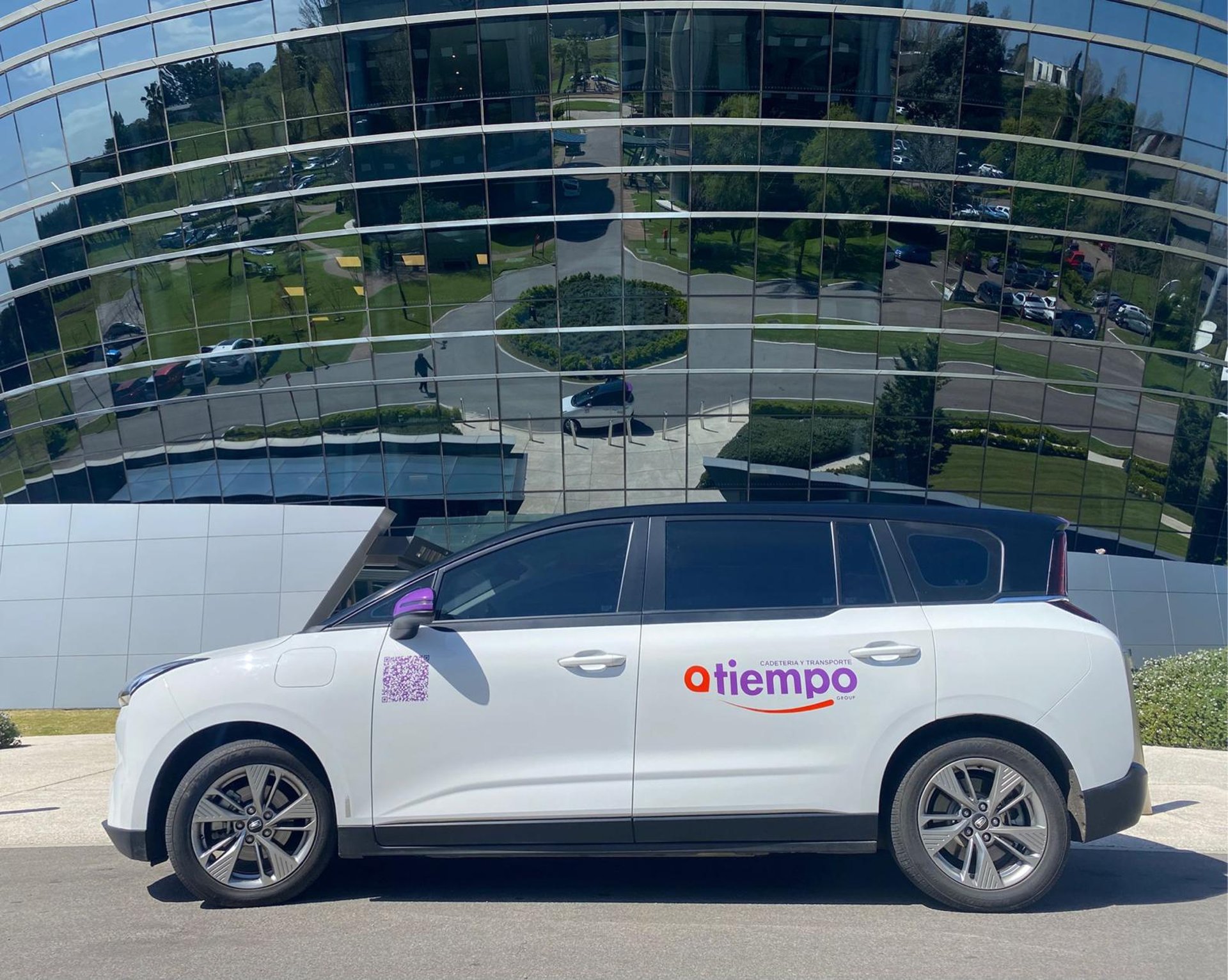 Nuestra flota de vehículos para el traslado de personas, cadetería y envíos - Atiempo Group